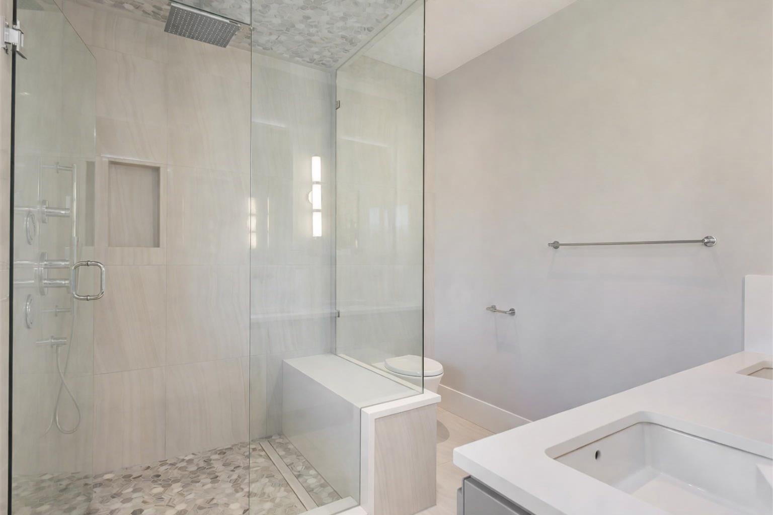 356 W 28TH STREET