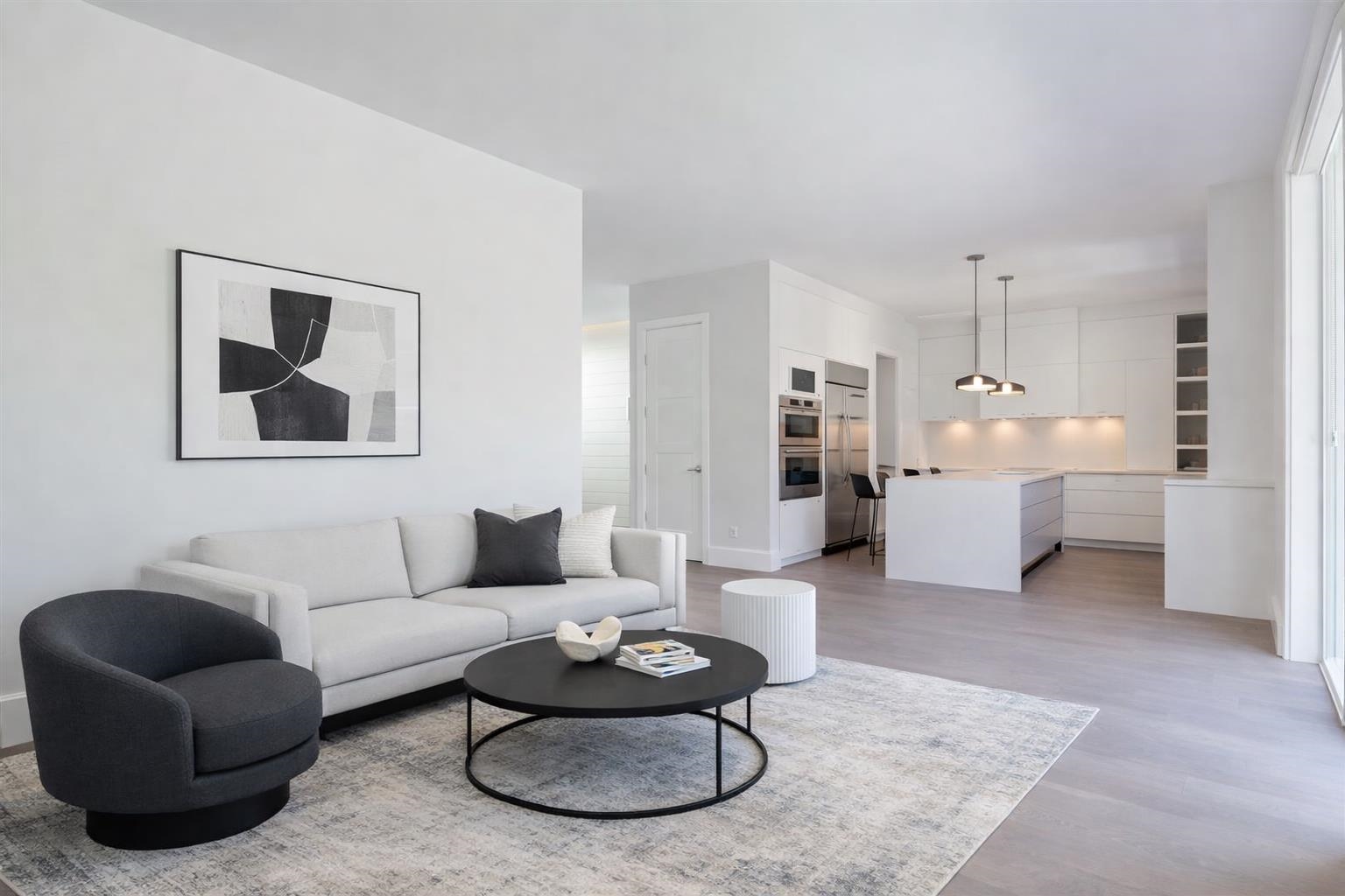 356 W 28TH STREET