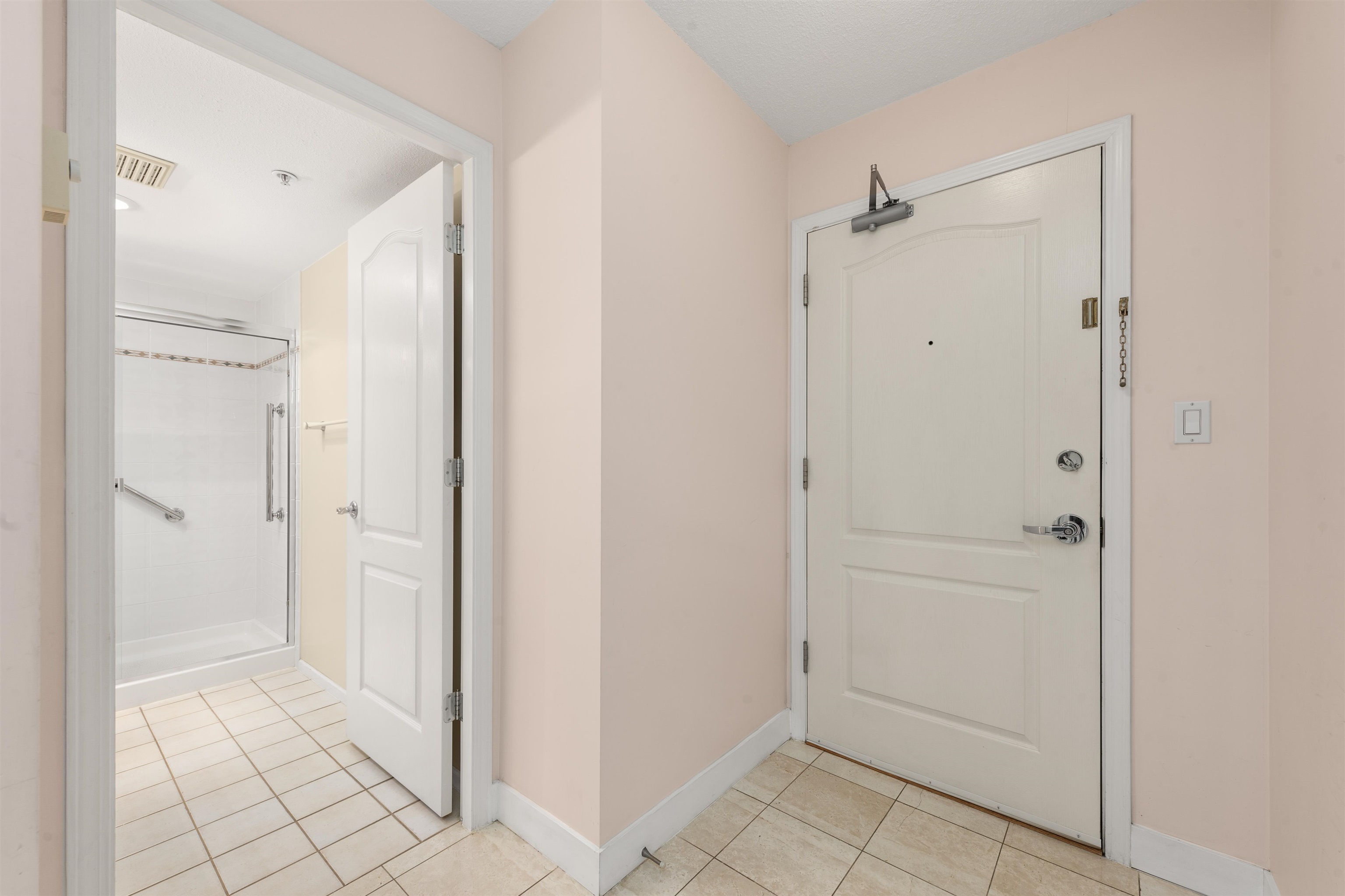 306 6622 SOUTHOAKS CRESCENT Unit: 306