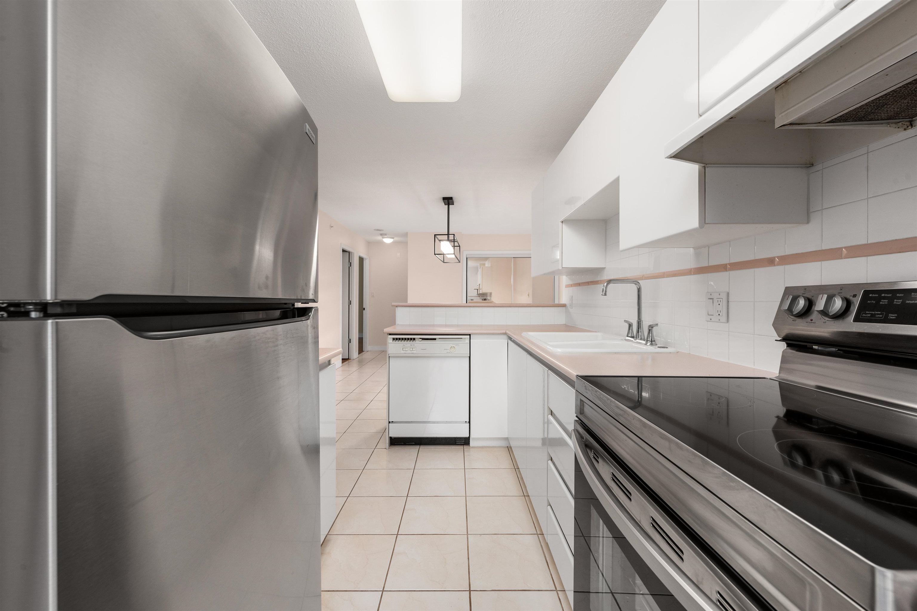 306 6622 SOUTHOAKS CRESCENT Unit: 306