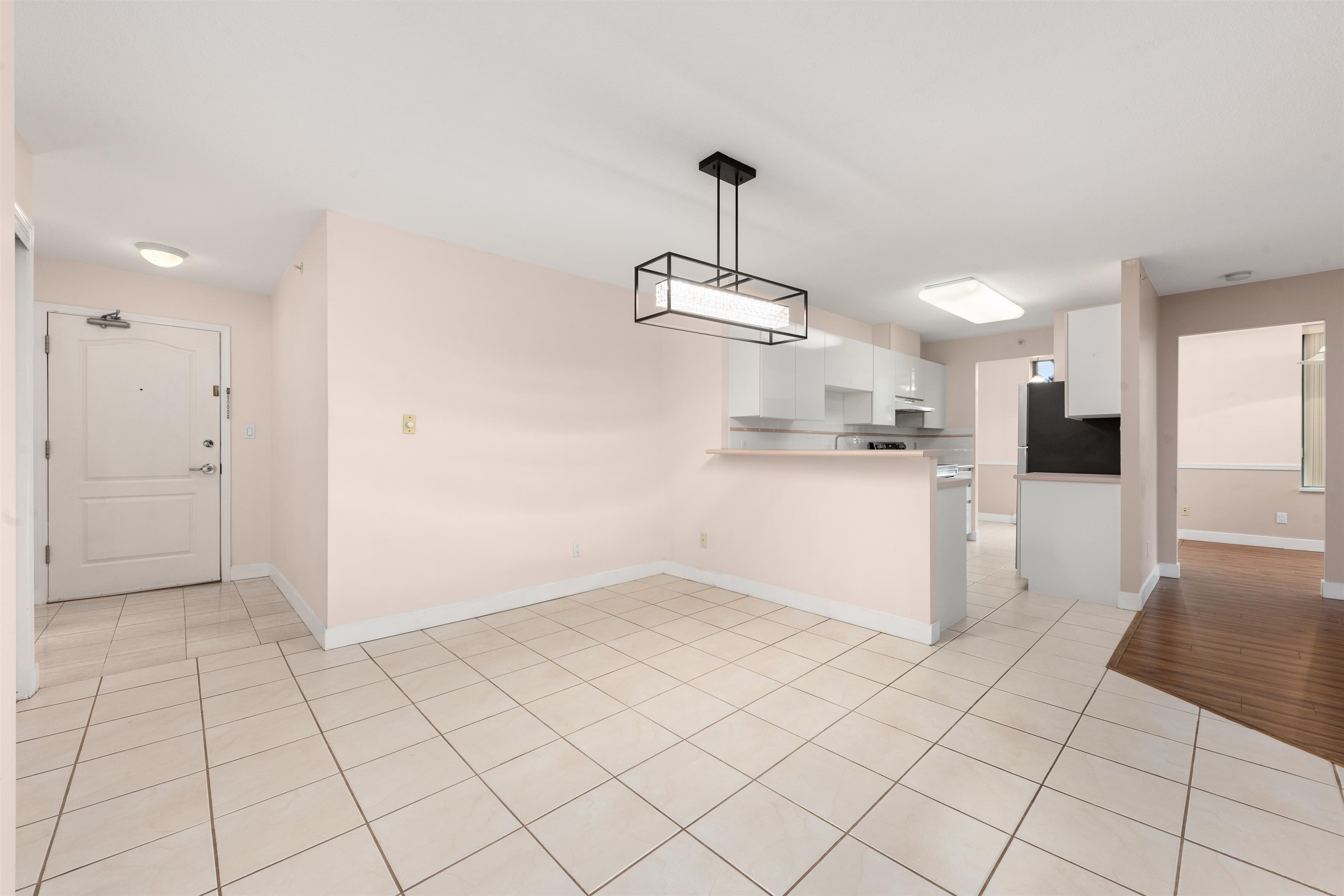 306 6622 SOUTHOAKS CRESCENT Unit: 306
