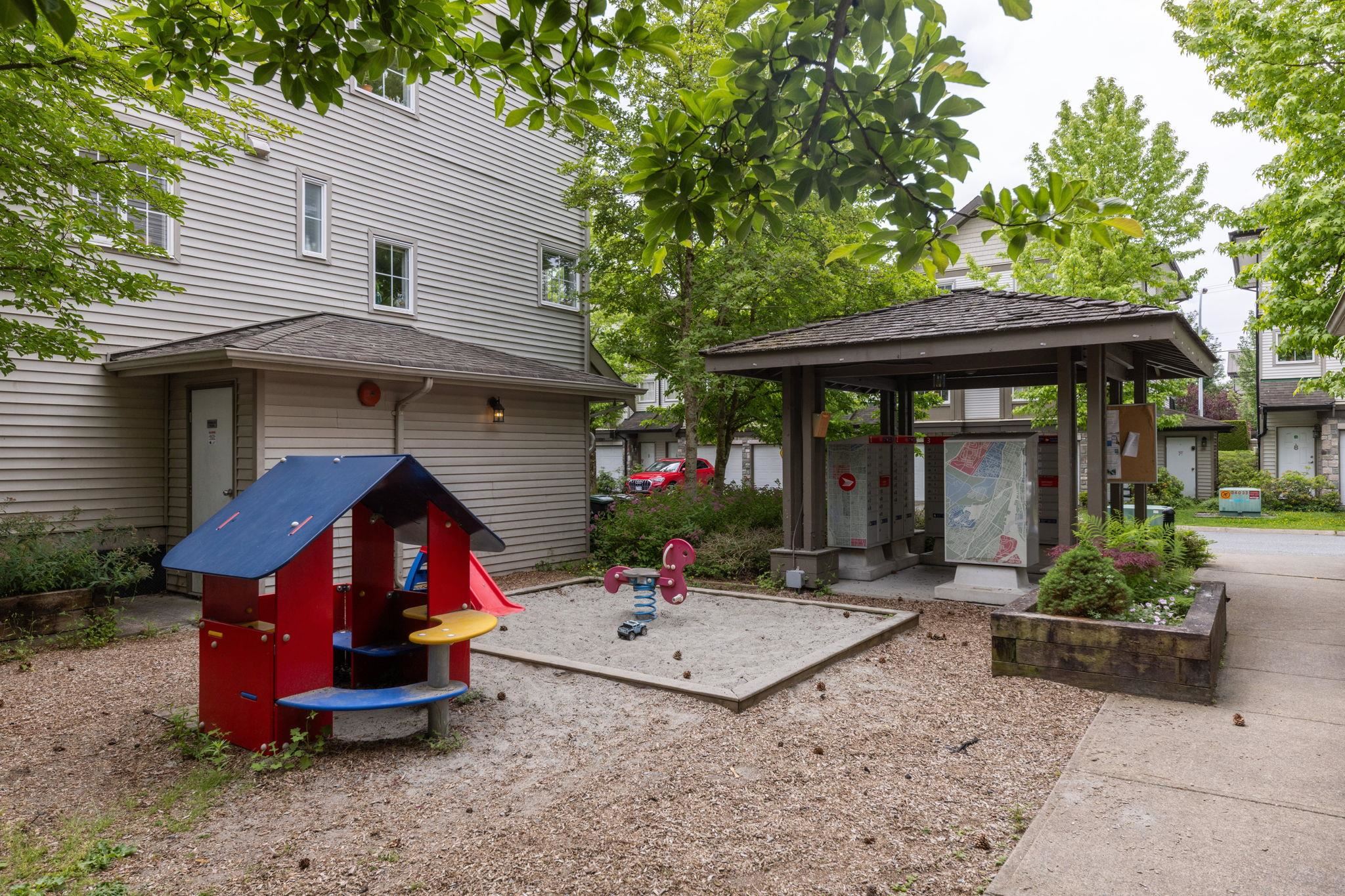 39 14855 100 AVENUE Unit: 39
