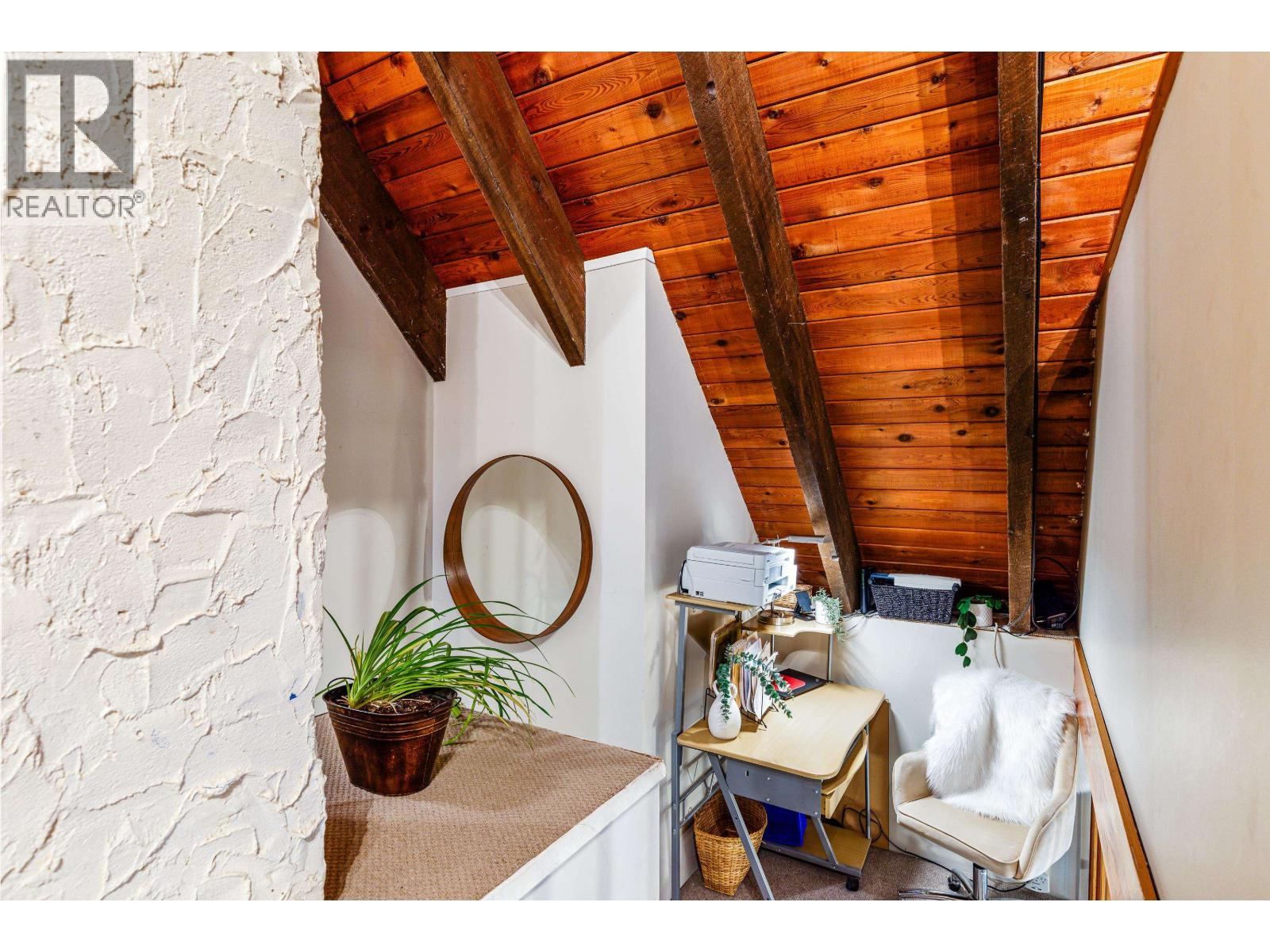 9167 EMERALD DRIVE