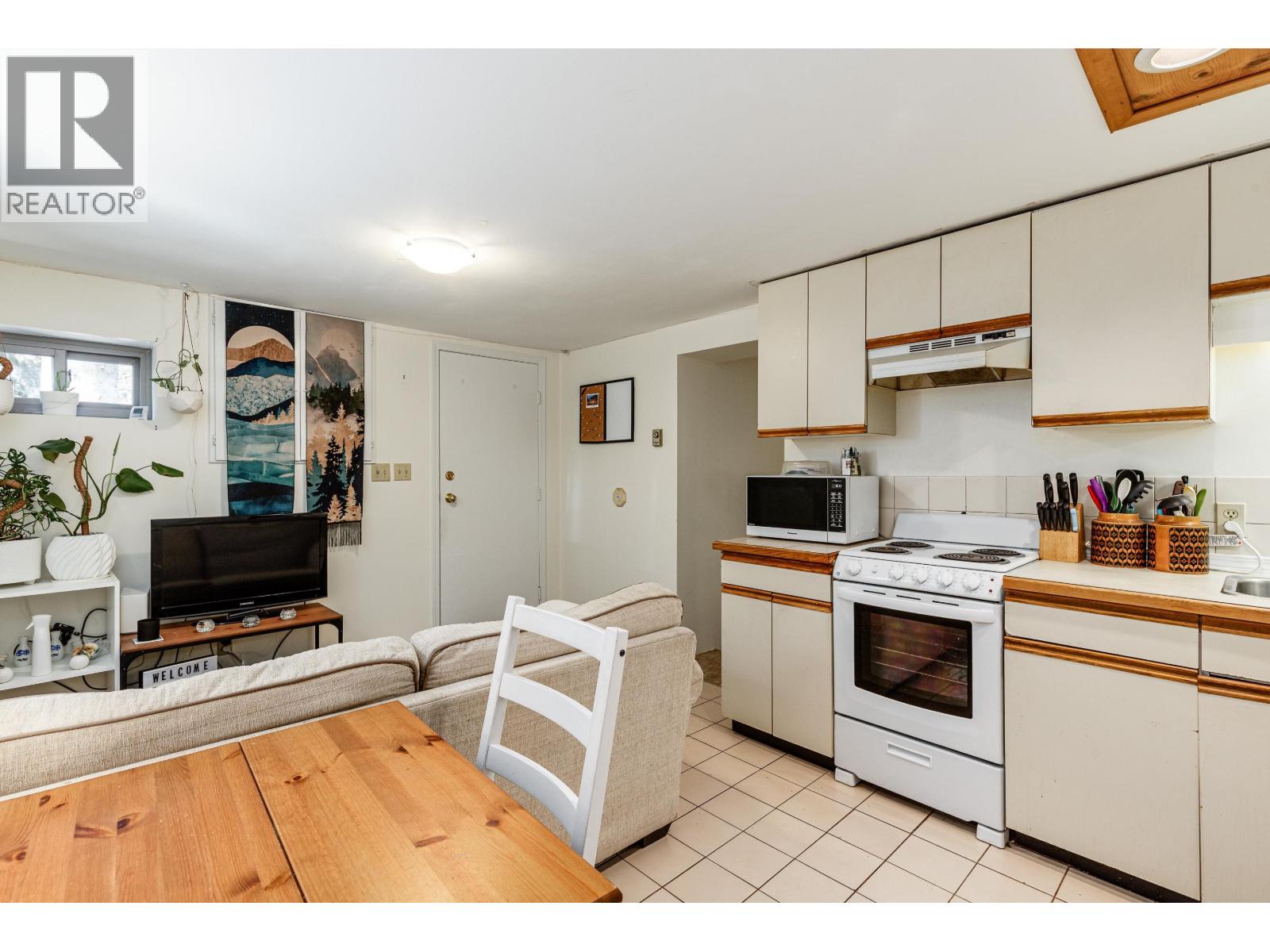 9167 EMERALD DRIVE