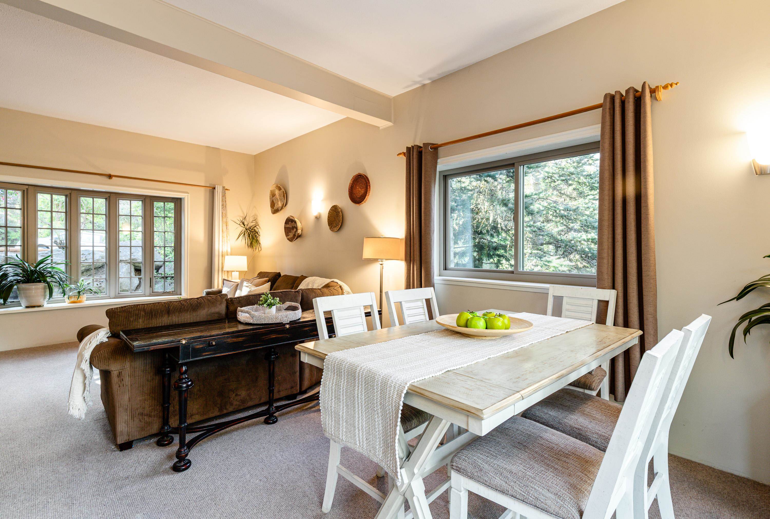 9167 EMERALD DRIVE