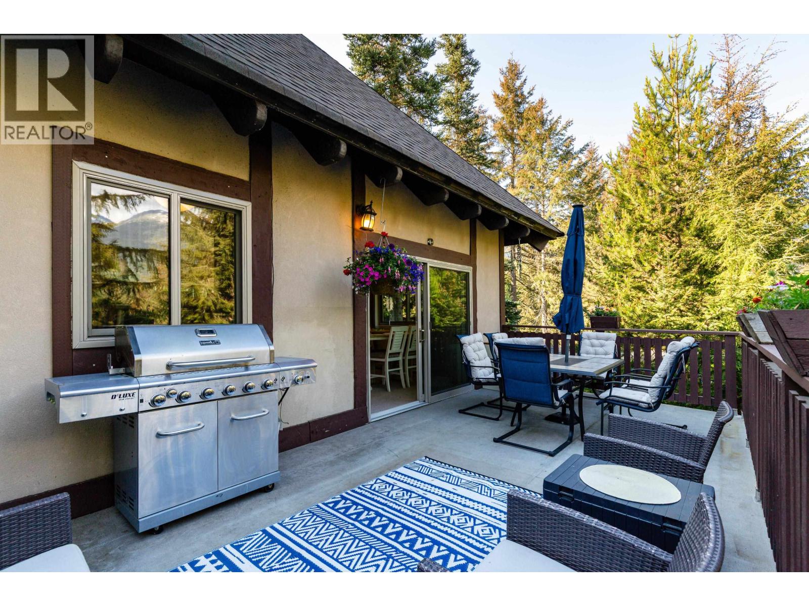 9167 EMERALD DRIVE
