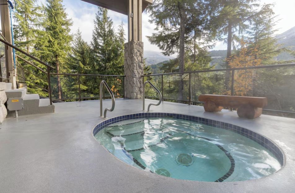 325 3309 PTARMIGAN PLACE Unit: 325