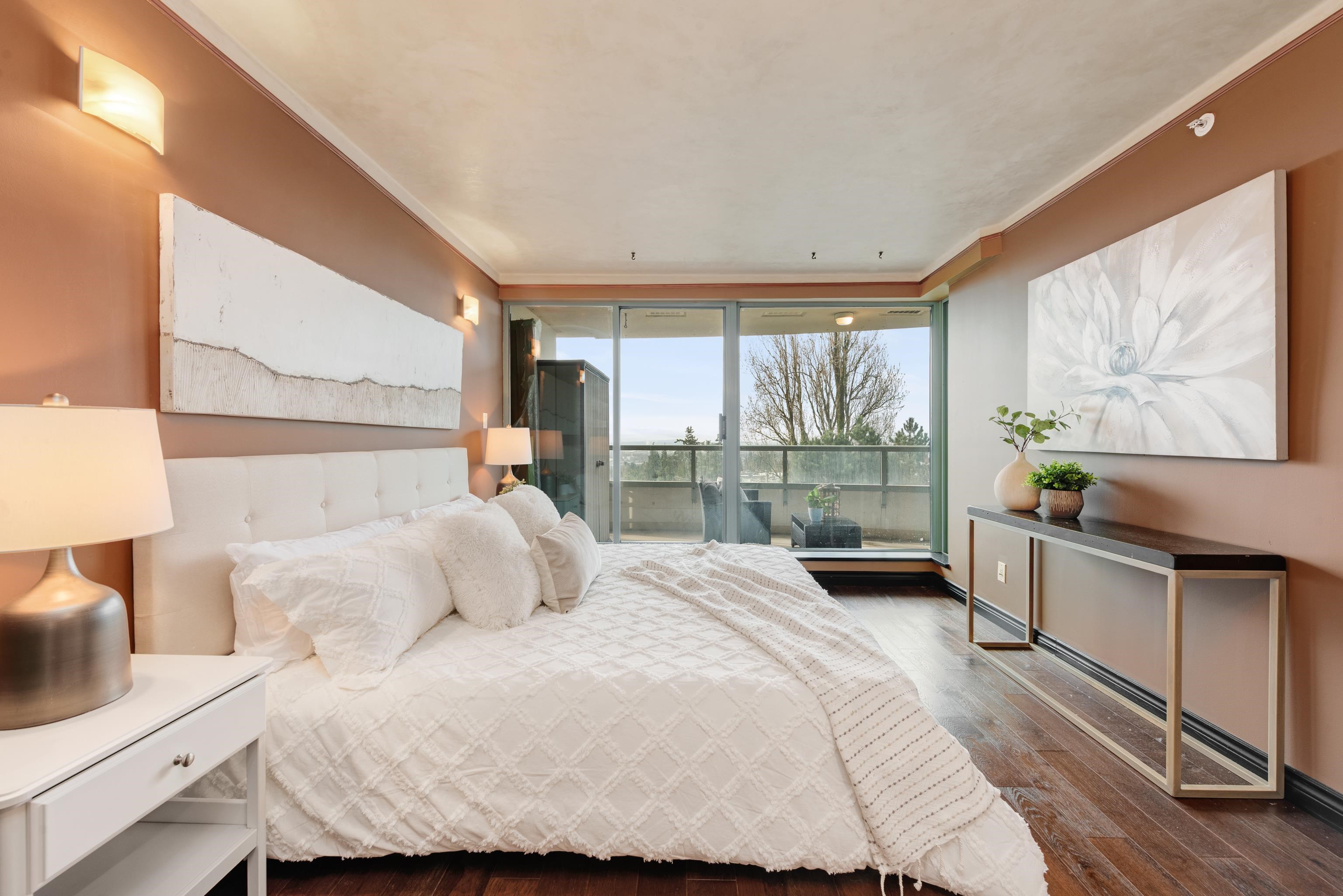 601 6622 SOUTHOAKS CRESCENT Unit: 601