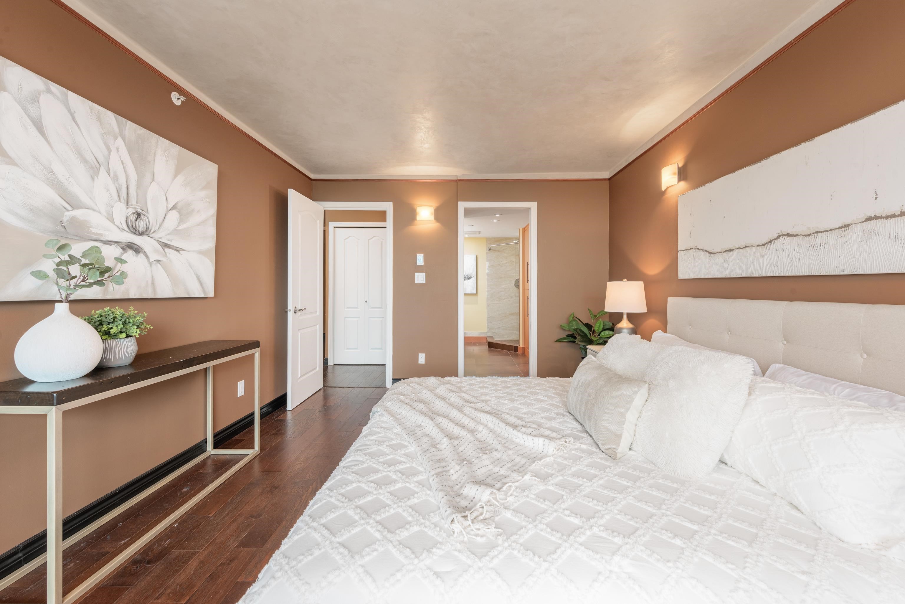 601 6622 SOUTHOAKS CRESCENT Unit: 601