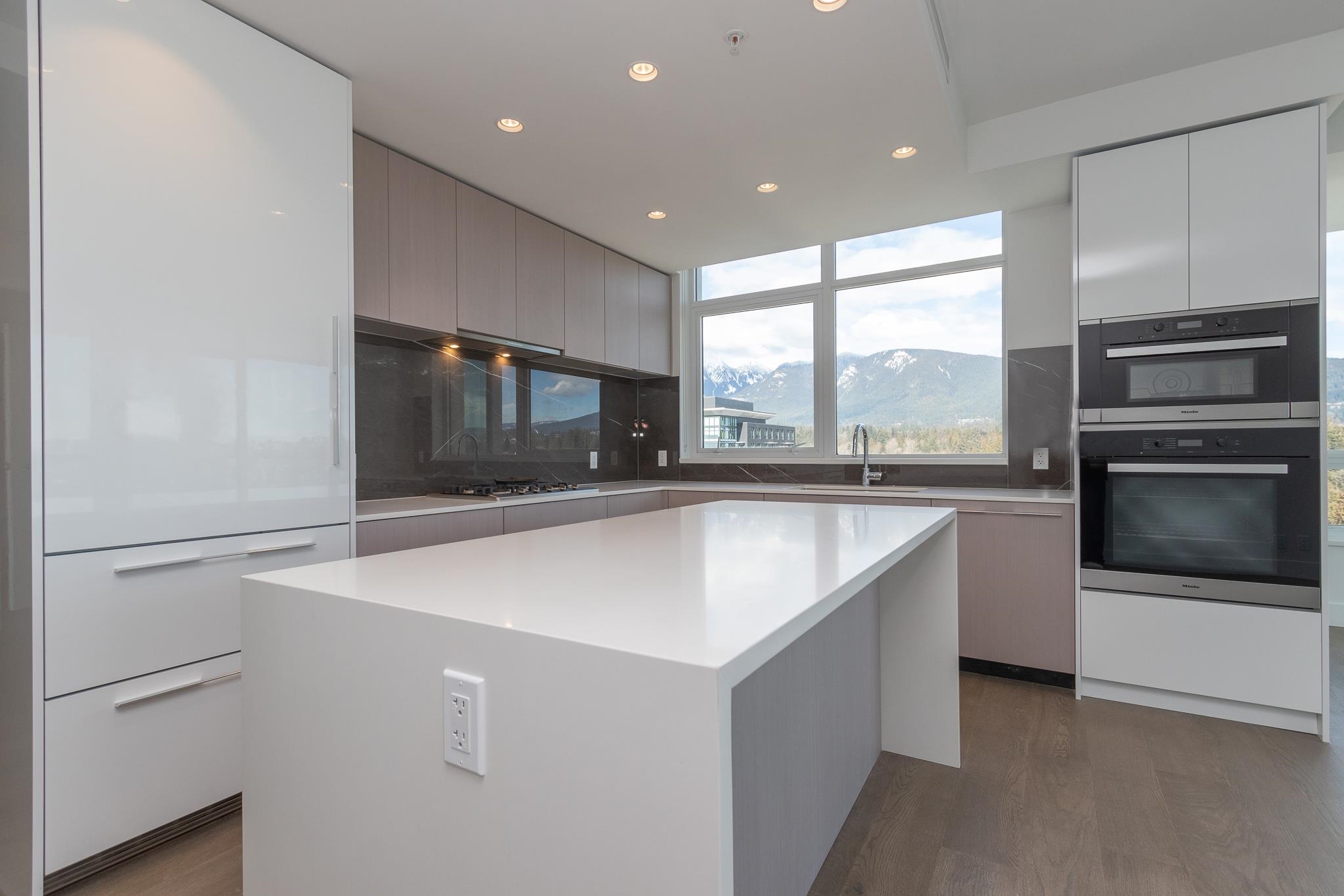 1701 1632 LIONS GATE LANE Unit: 1701