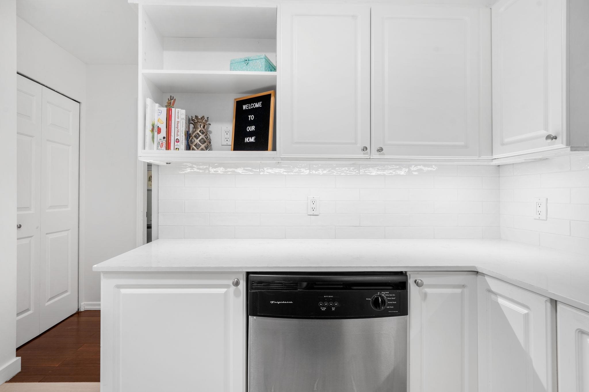 215 3600 WINDCREST DRIVE Unit: 215