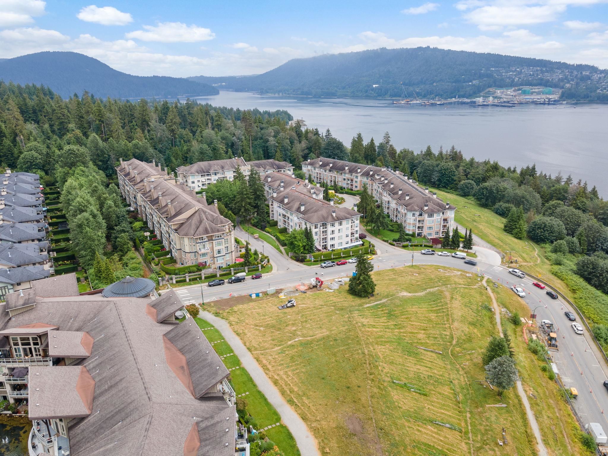 215 3600 WINDCREST DRIVE Unit: 215