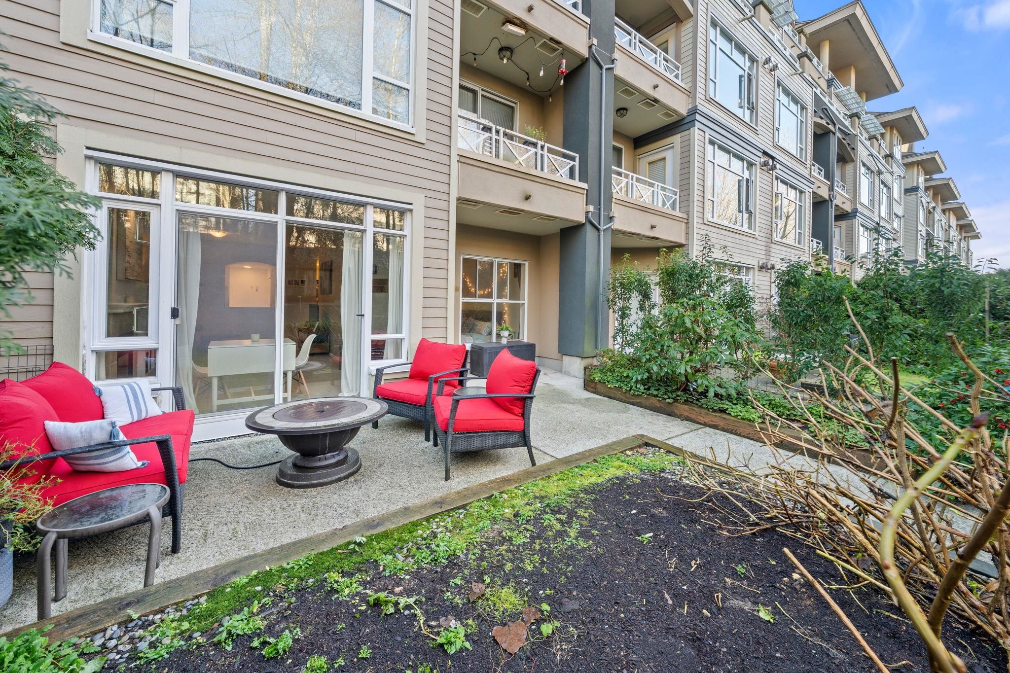215 3600 WINDCREST DRIVE Unit: 215