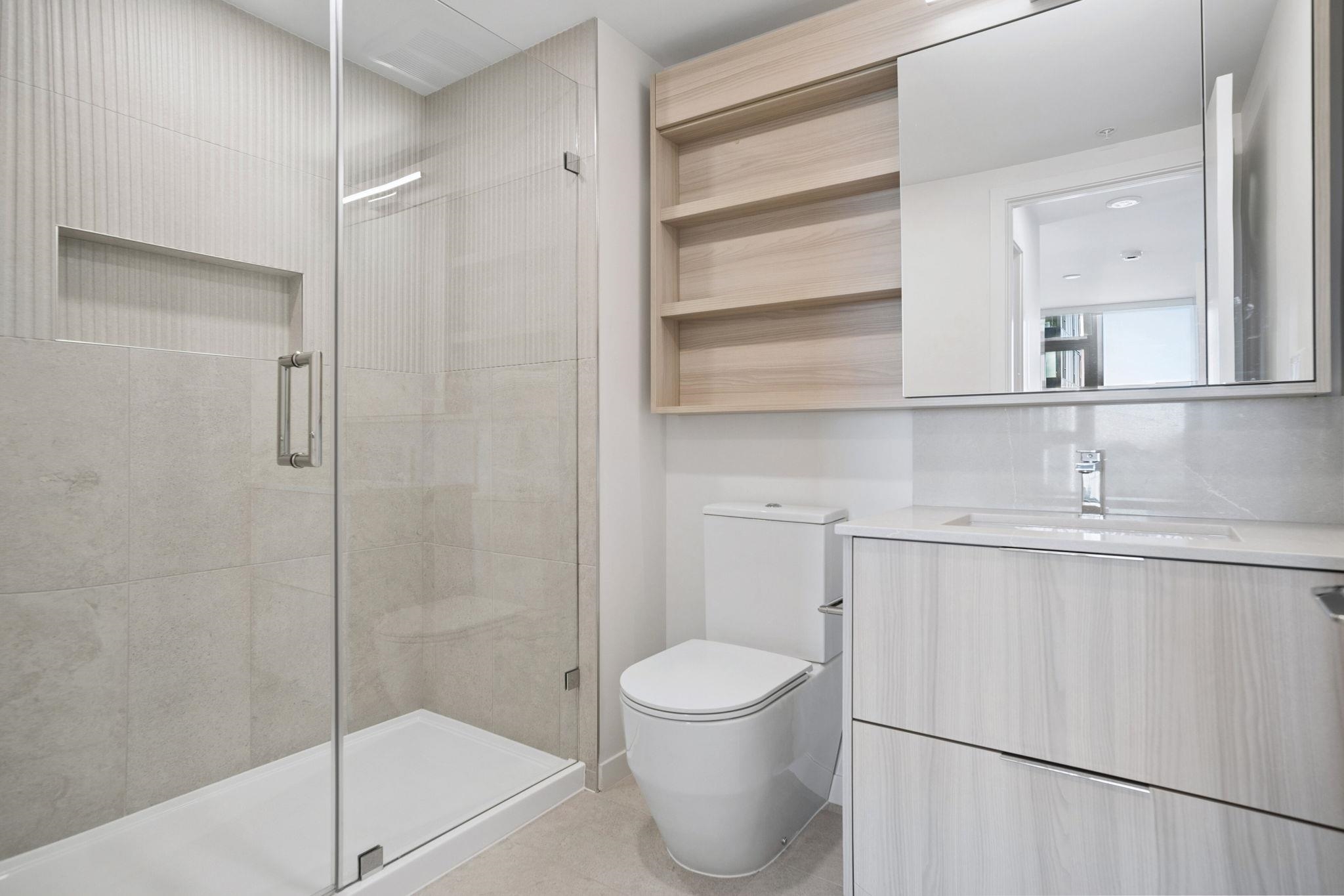 1506 311 ALDERSON AVENUE Unit: 1506