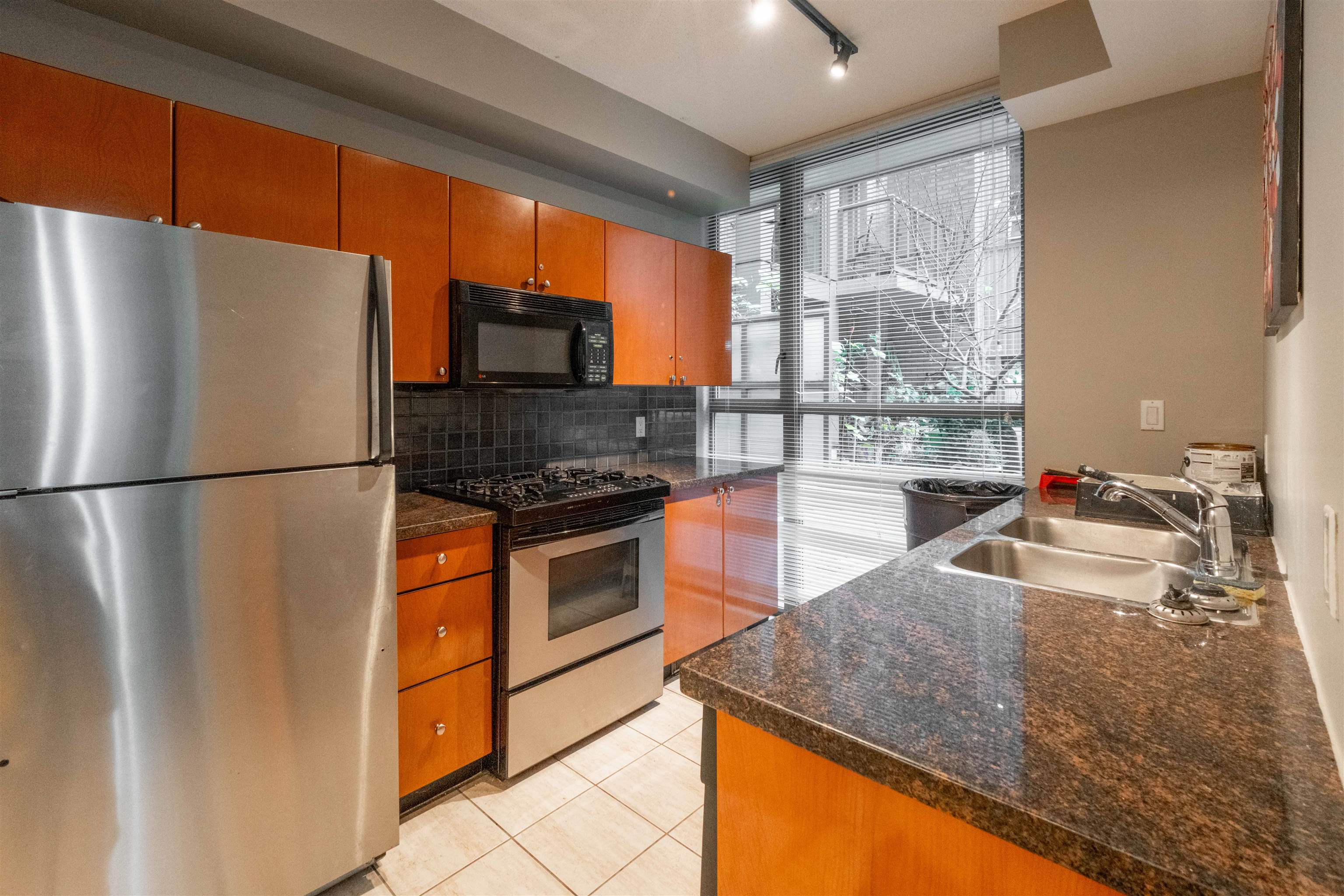1006 928 RICHARDS STREET Unit: 1006