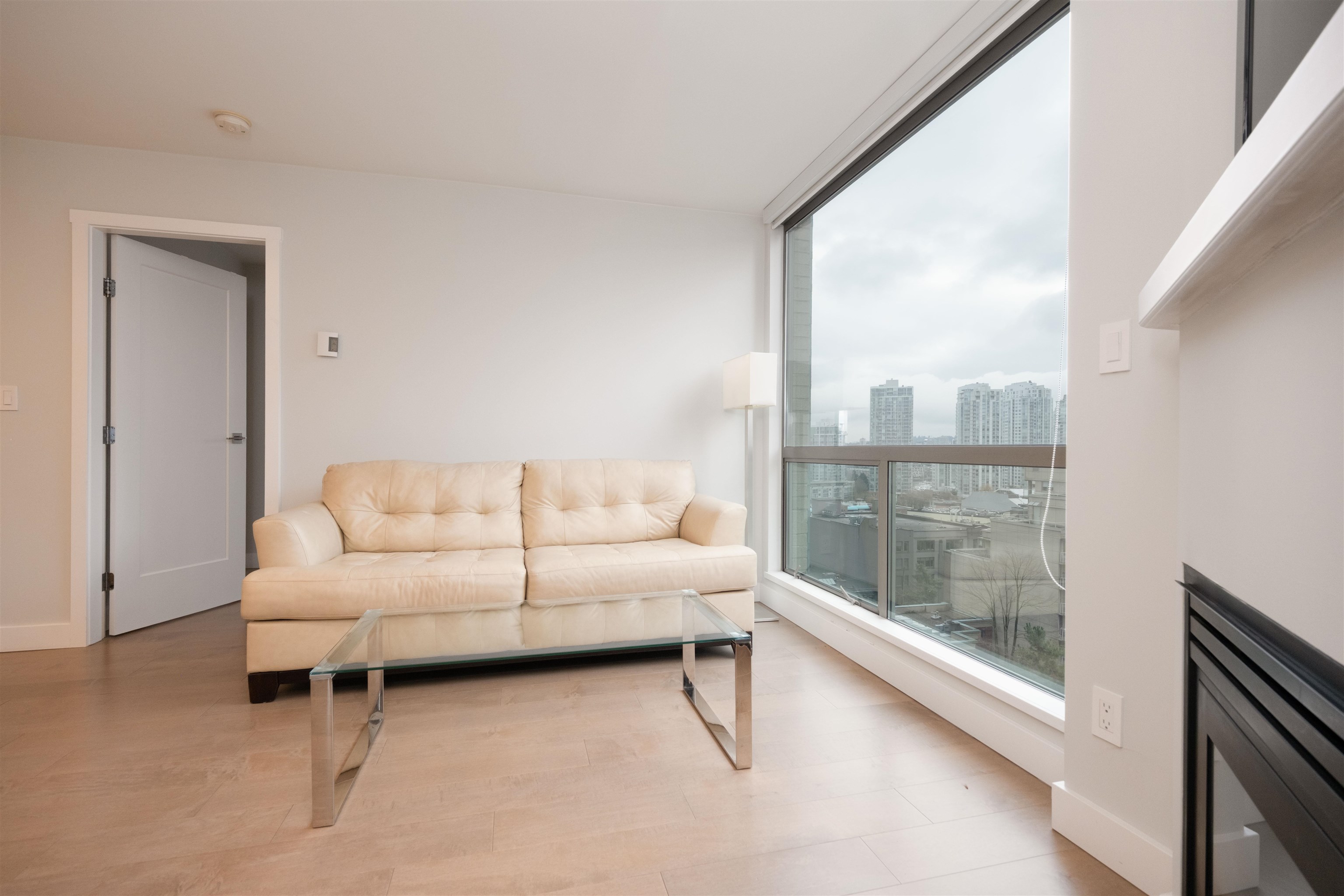 1006 928 RICHARDS STREET Unit: 1006