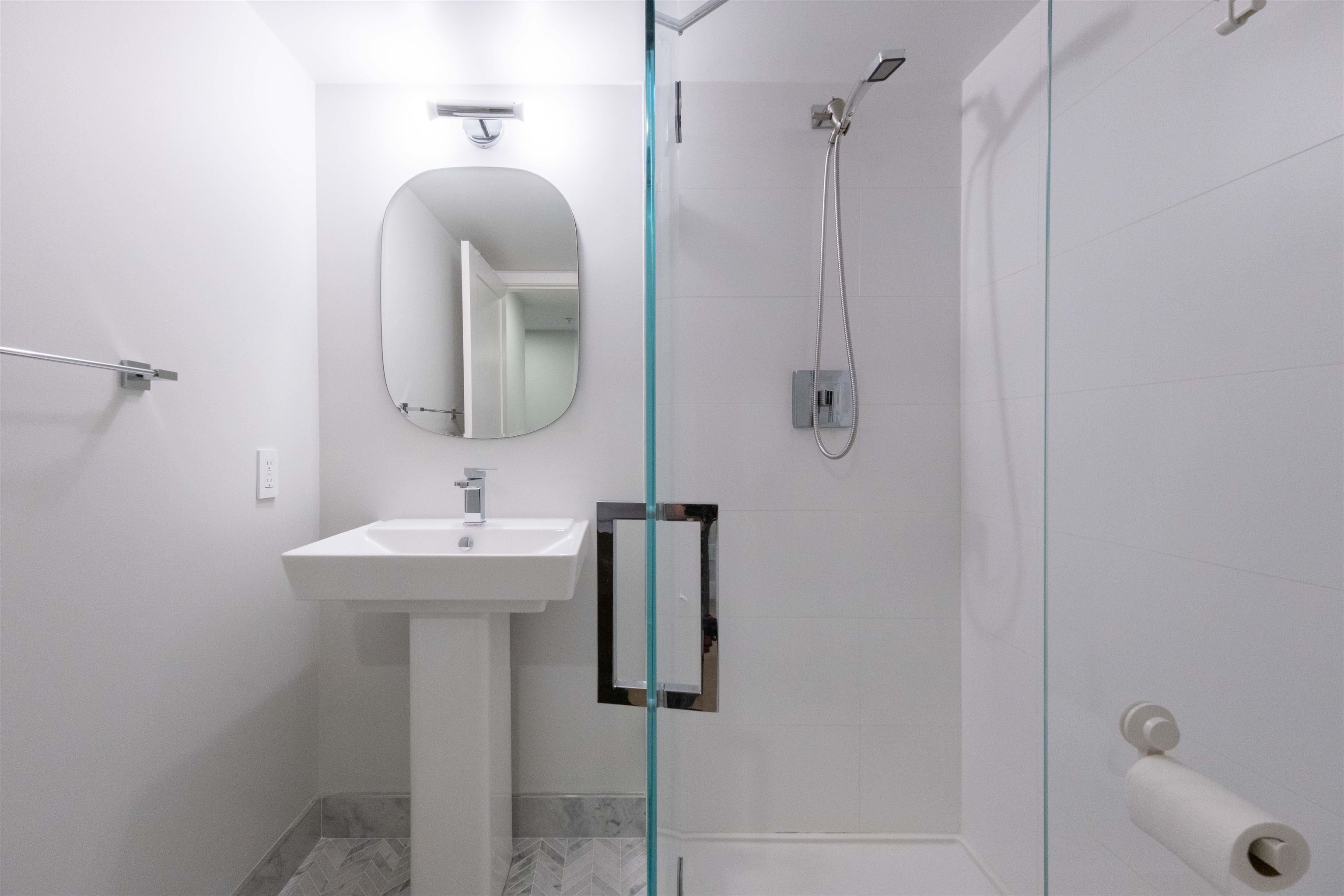 1006 928 RICHARDS STREET Unit: 1006