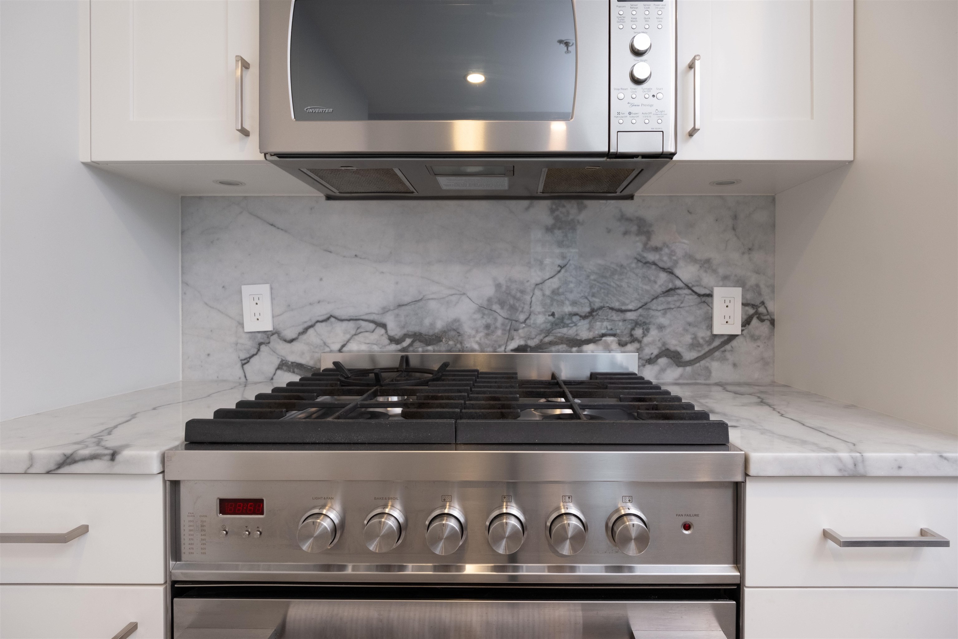 1006 928 RICHARDS STREET Unit: 1006