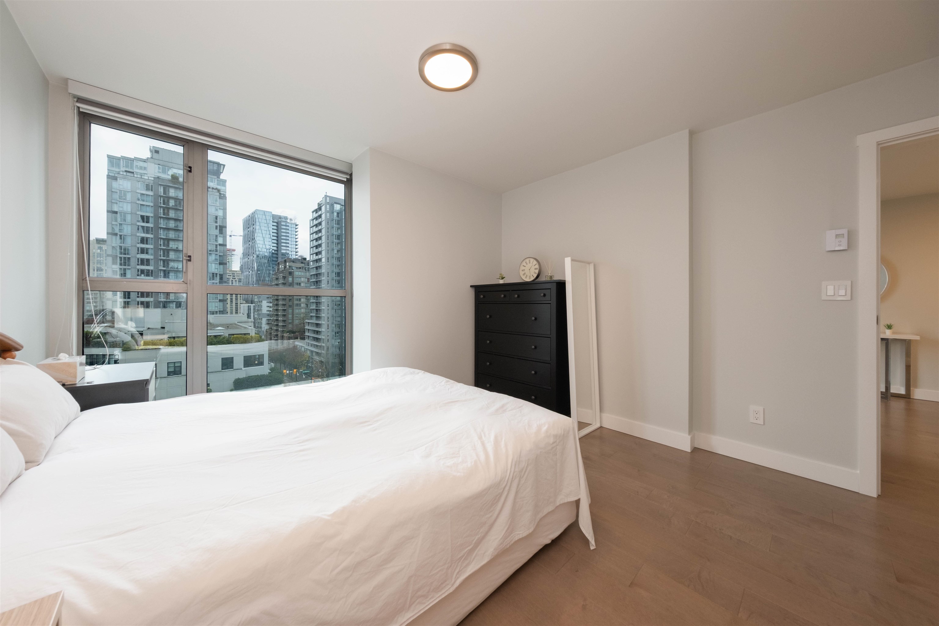 1006 928 RICHARDS STREET Unit: 1006