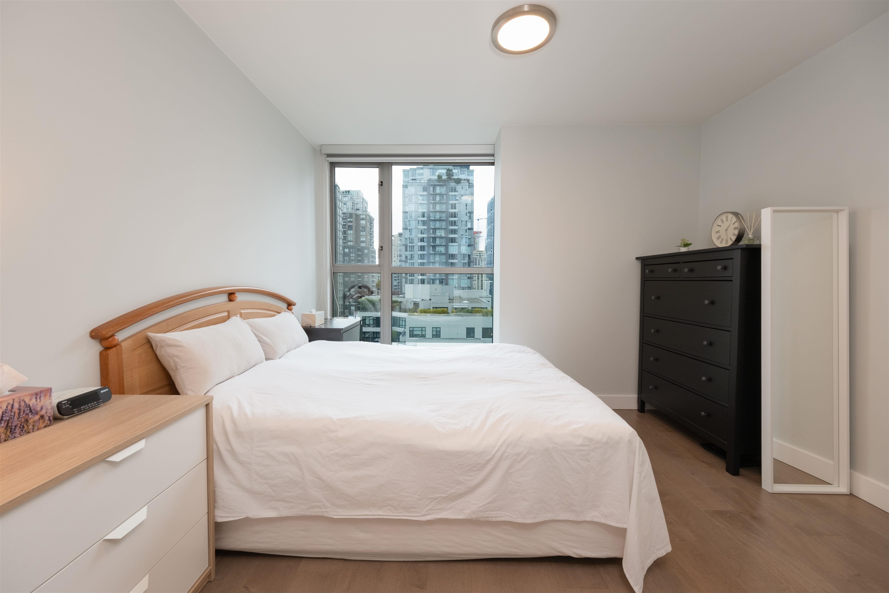 1006 928 RICHARDS STREET Unit: 1006