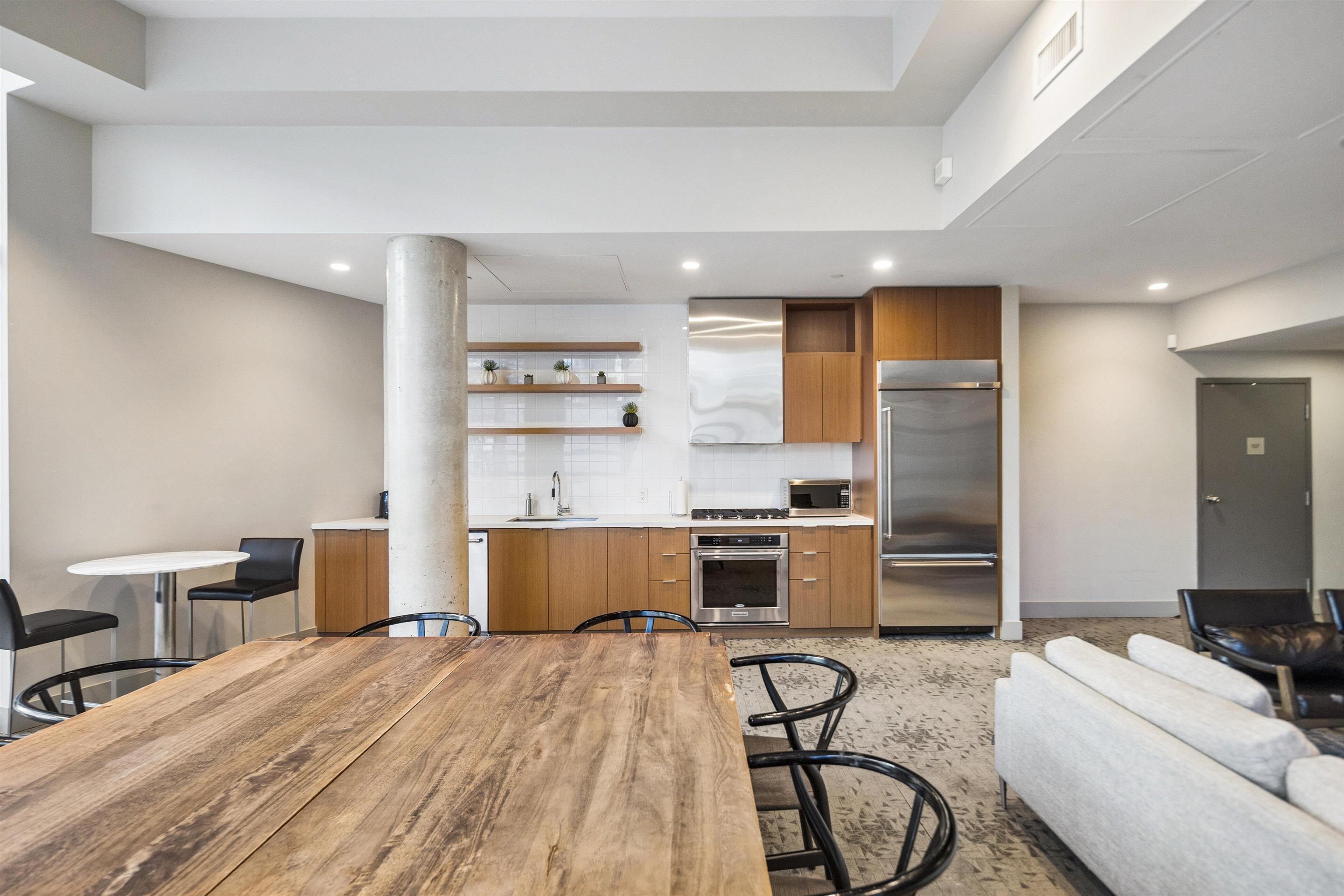 1209 111 E 1ST AVENUE Unit: 1209