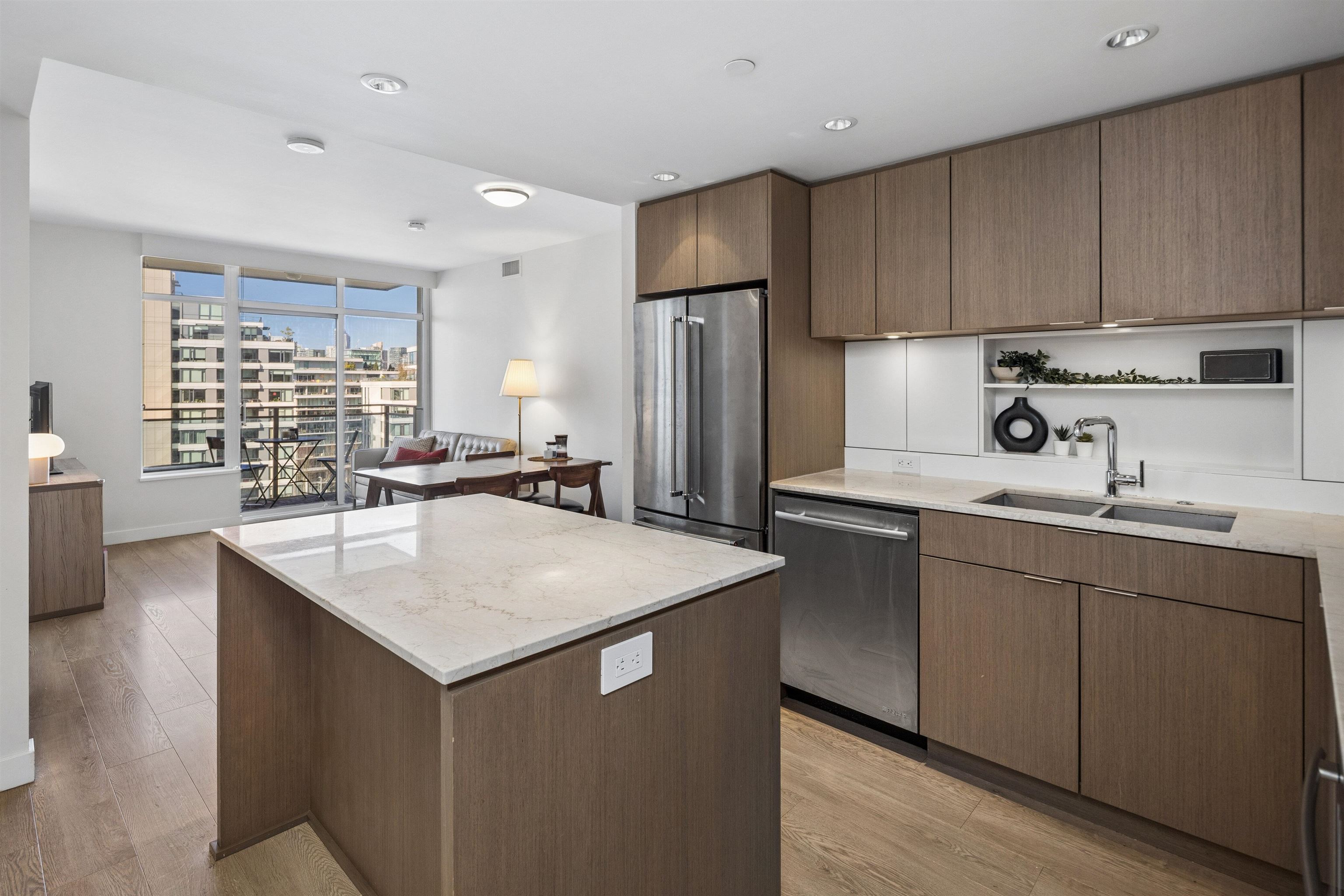 1209 111 E 1ST AVENUE Unit: 1209
