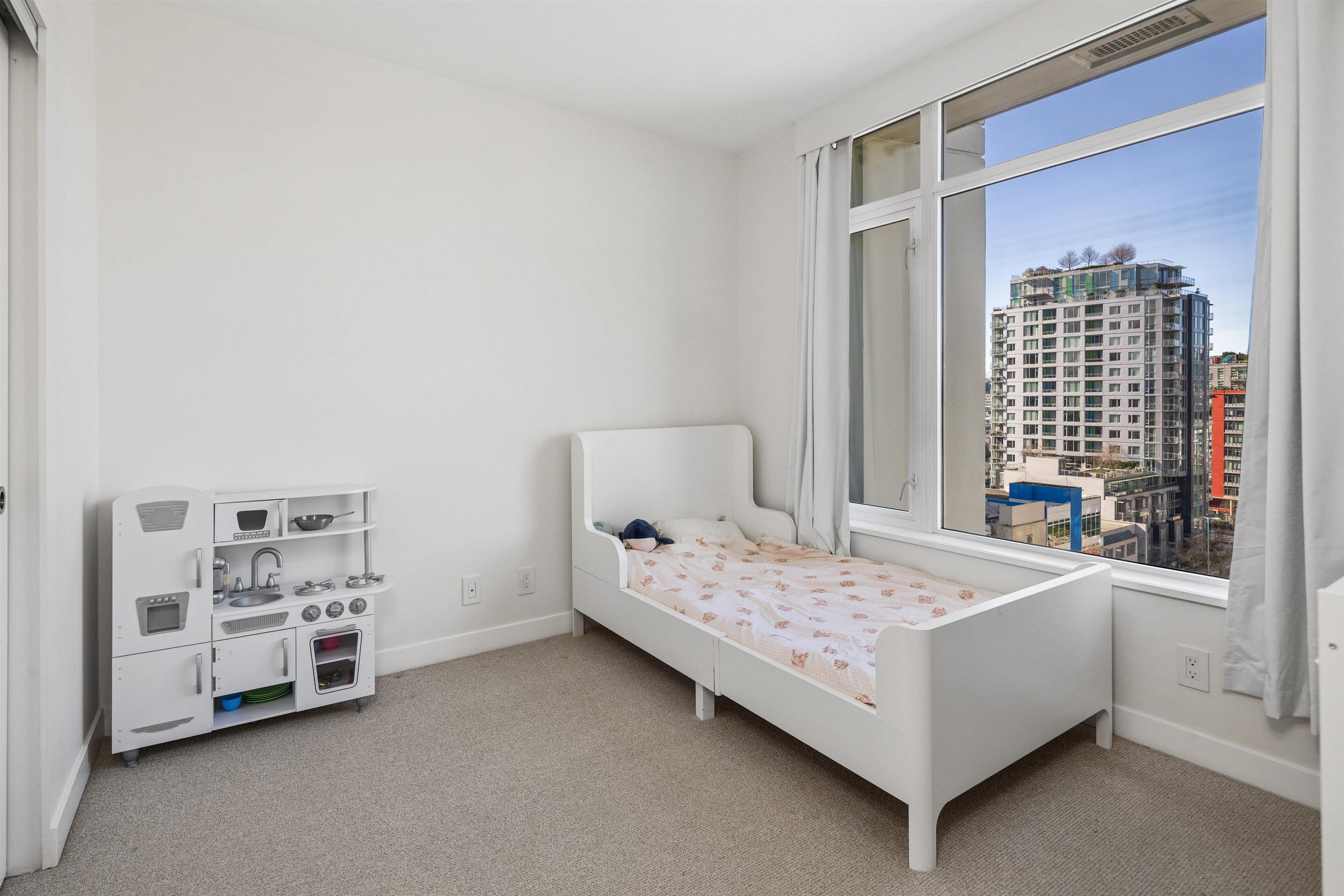 1209 111 E 1ST AVENUE Unit: 1209