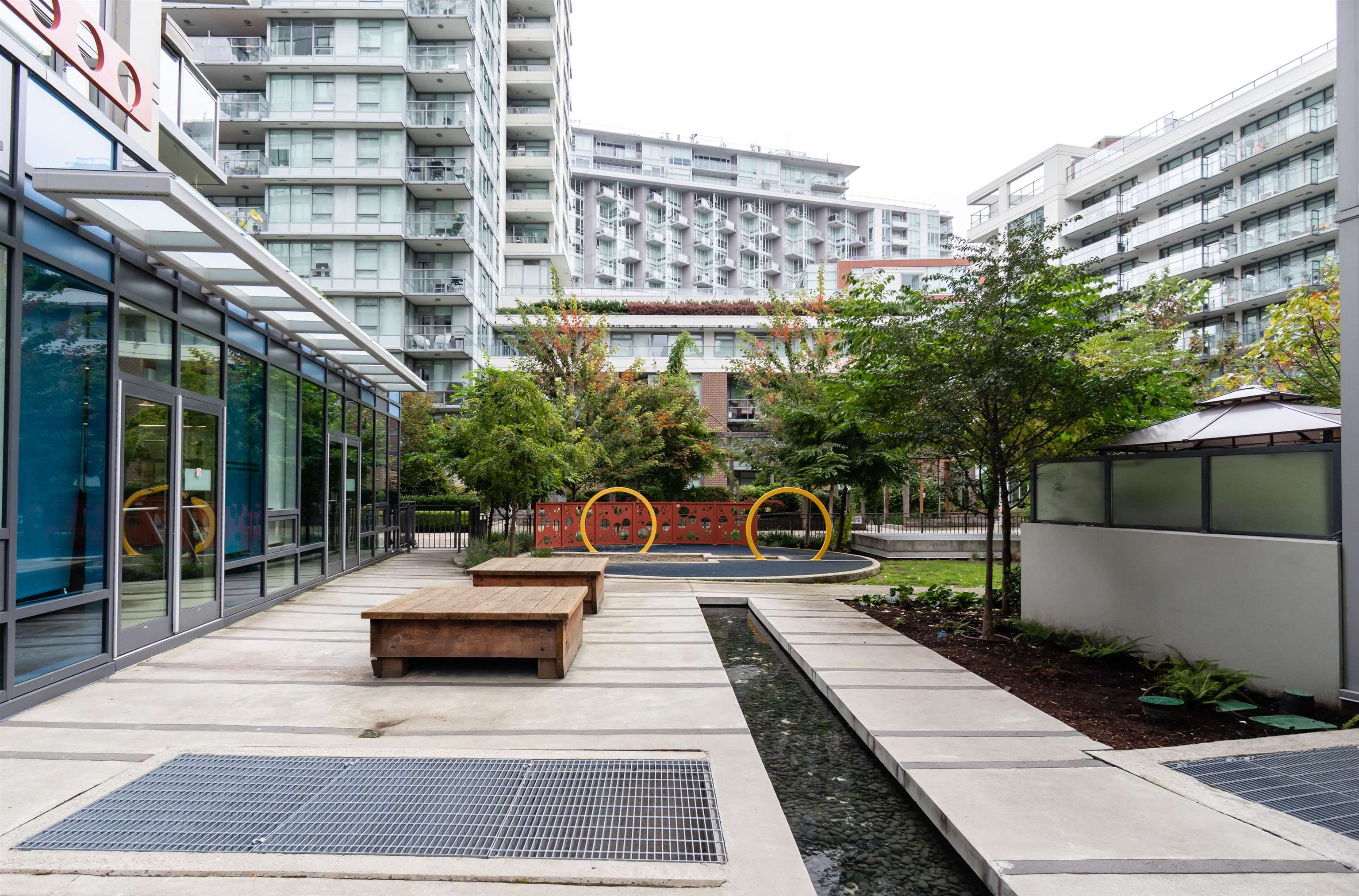1209 111 E 1ST AVENUE Unit: 1209