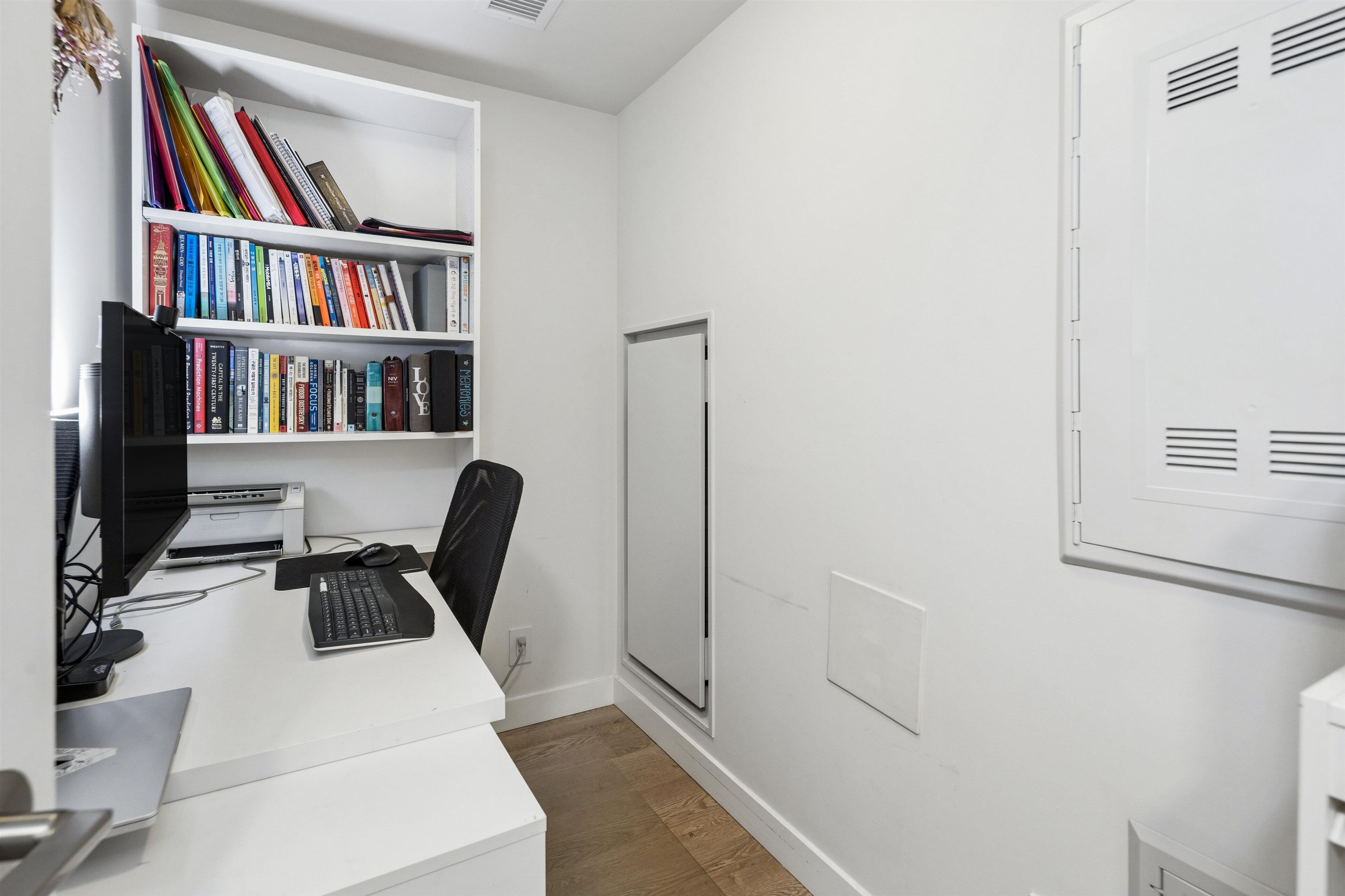 1209 111 E 1ST AVENUE Unit: 1209