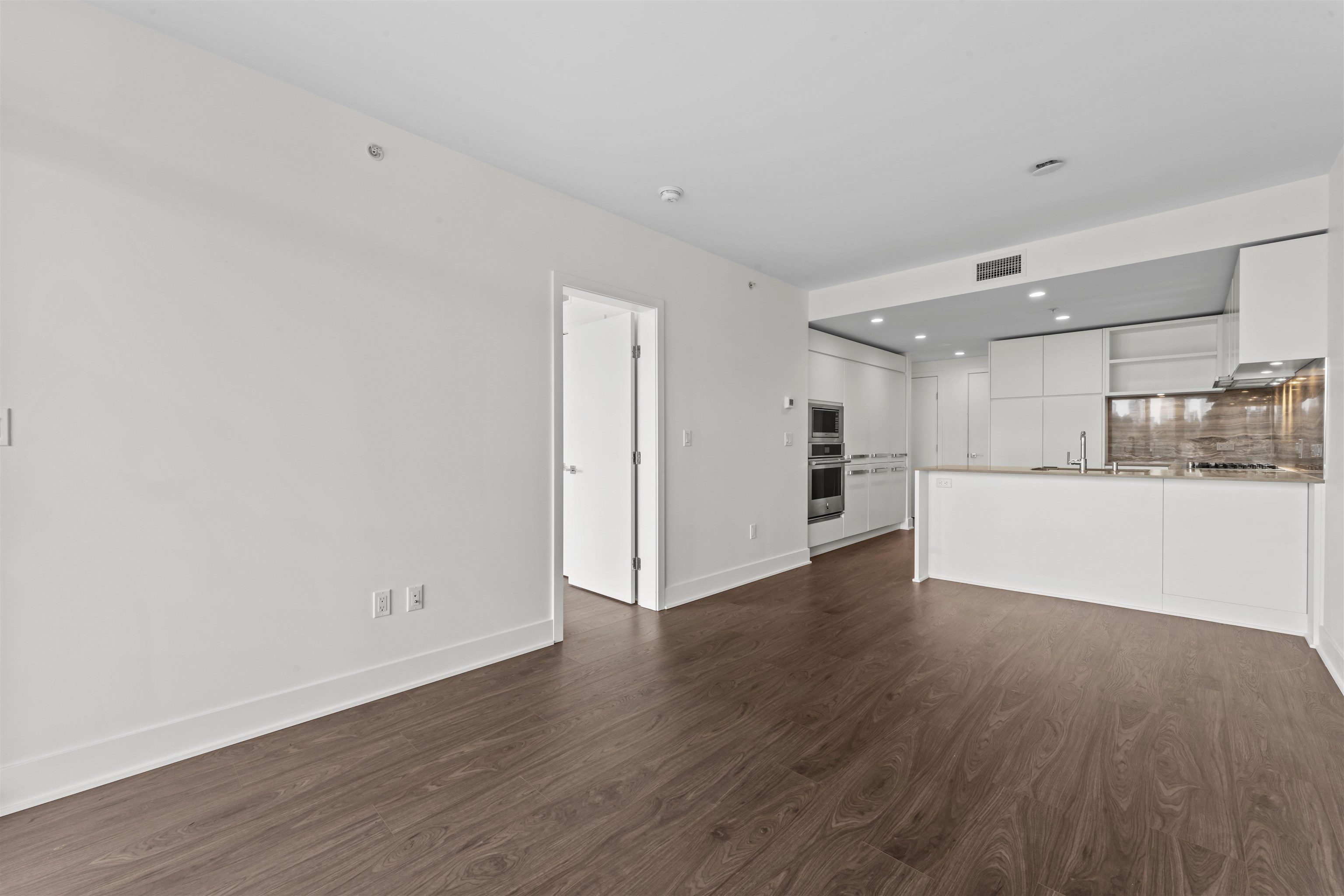 1301 450 WESTVIEW STREET Unit: 1301