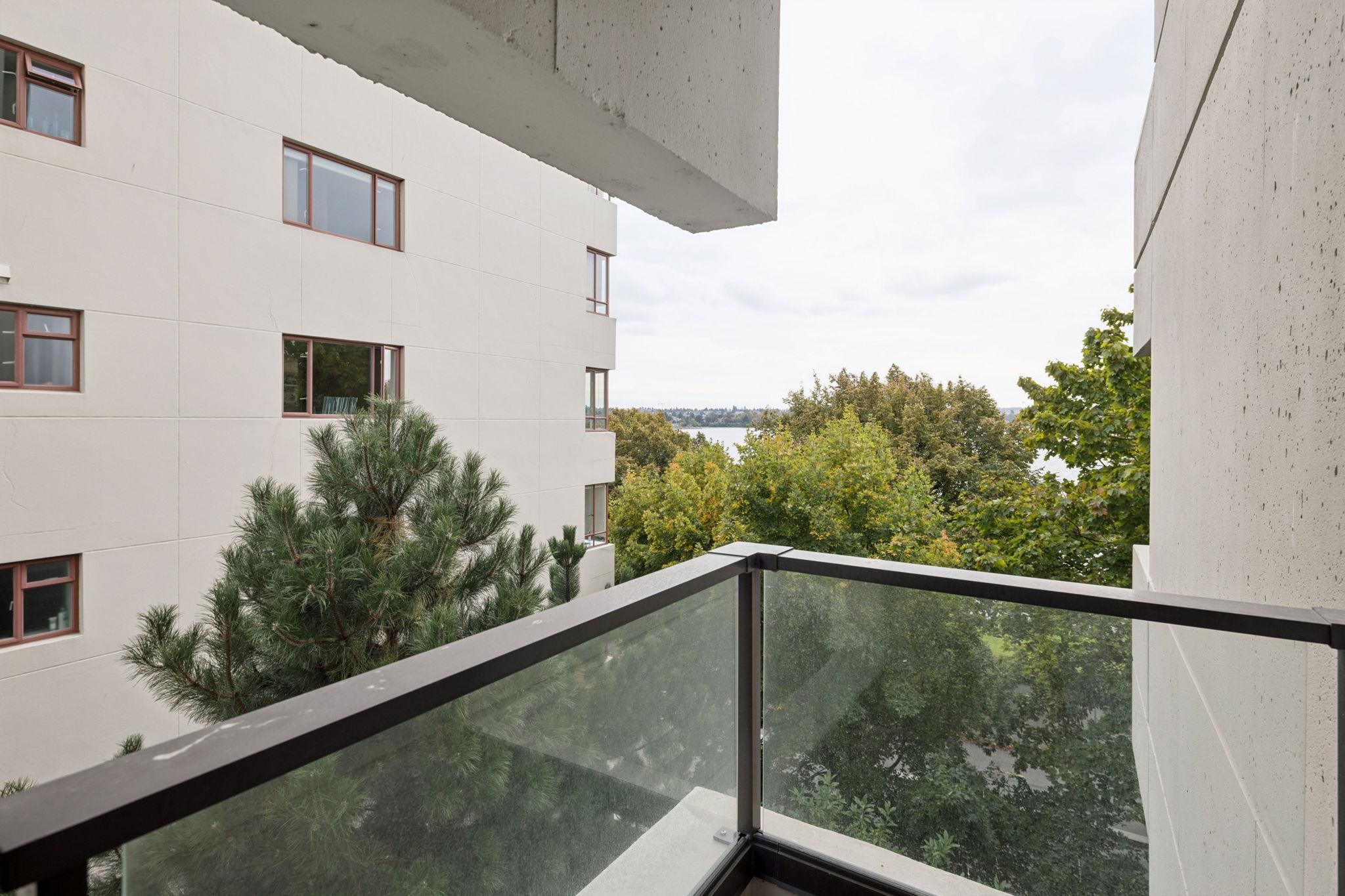301 1995 BEACH AVENUE Unit: 301