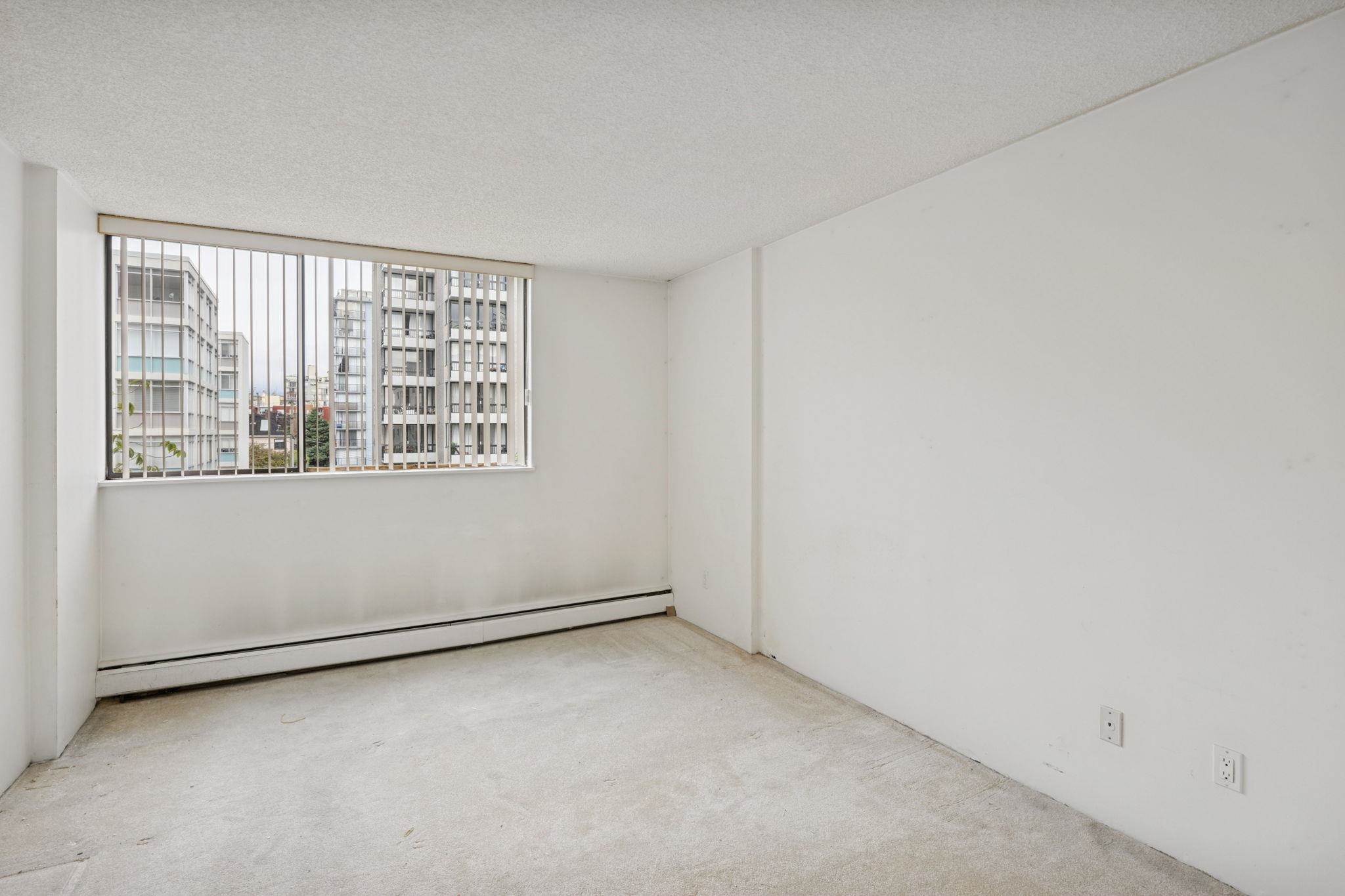 301 1995 BEACH AVENUE Unit: 301