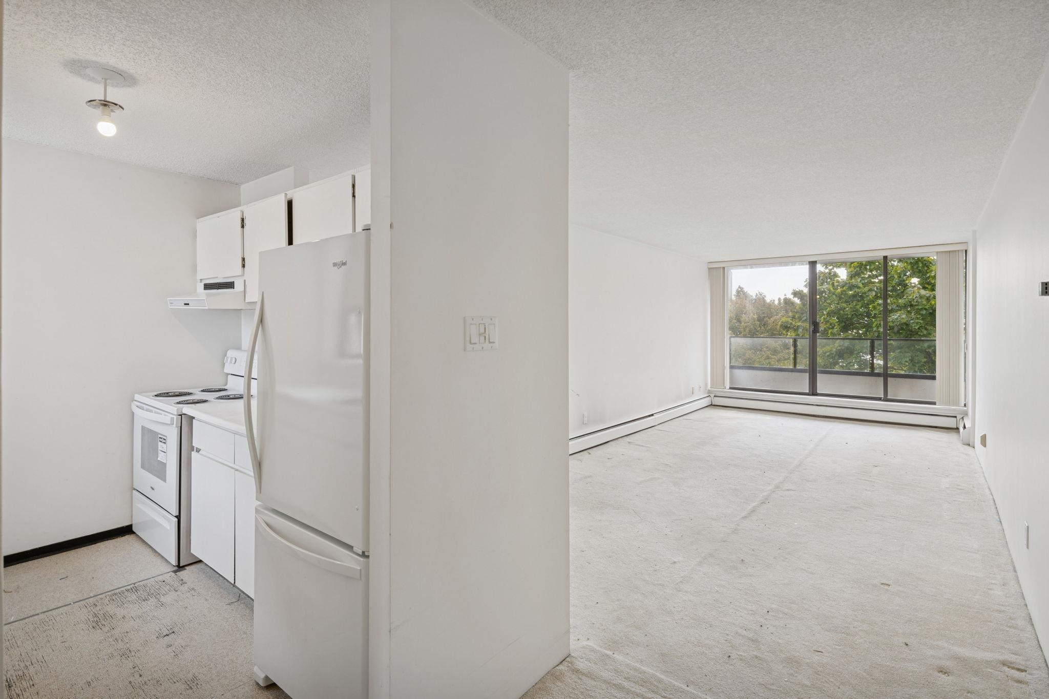 301 1995 BEACH AVENUE Unit: 301