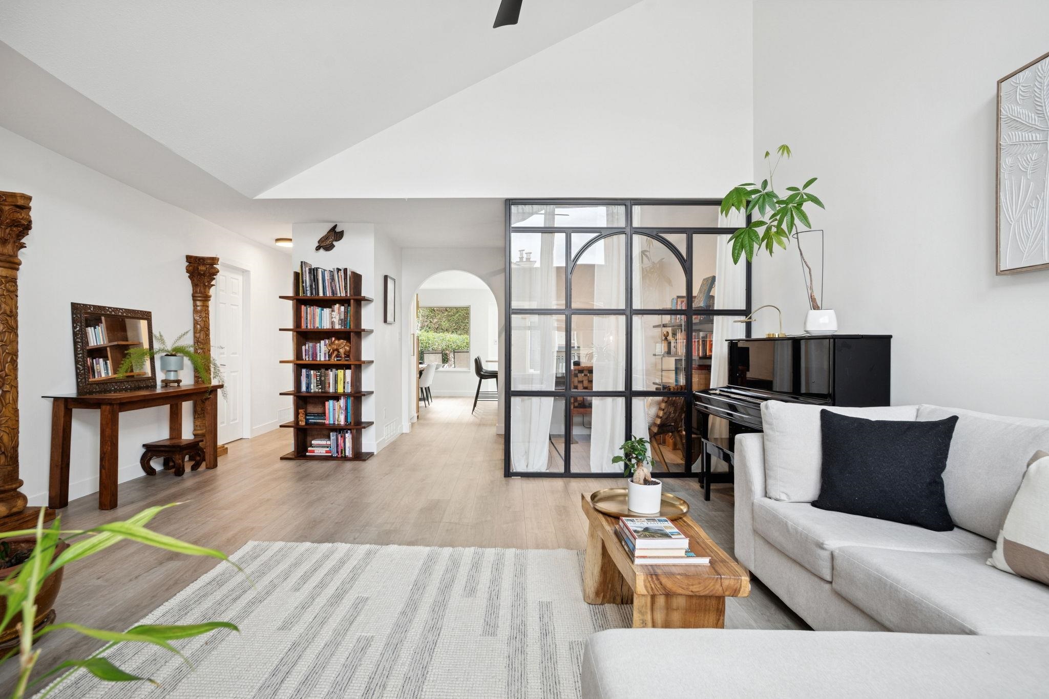 31 12880 RAILWAY AVENUE Unit: 31
