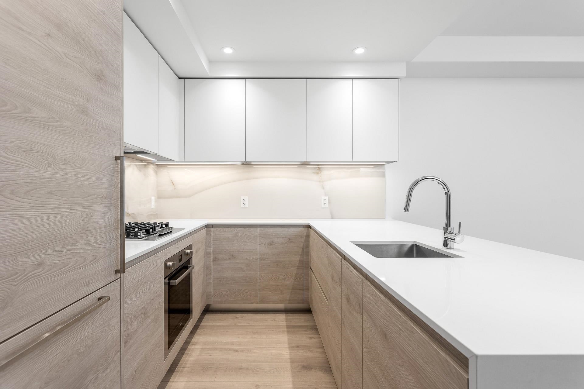 3205 680 QUAYSIDE DRIVE Unit: 3205