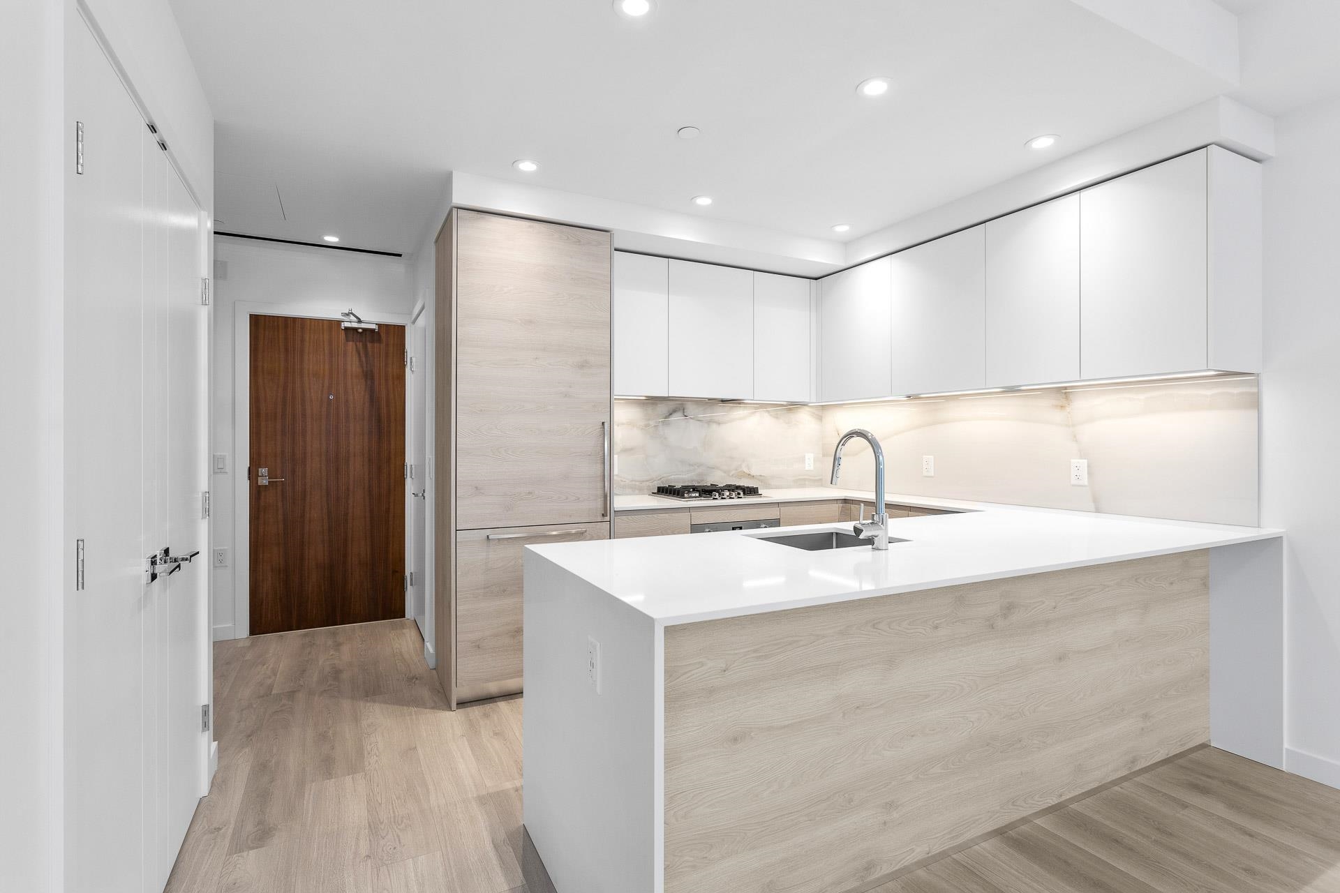3205 680 QUAYSIDE DRIVE Unit: 3205