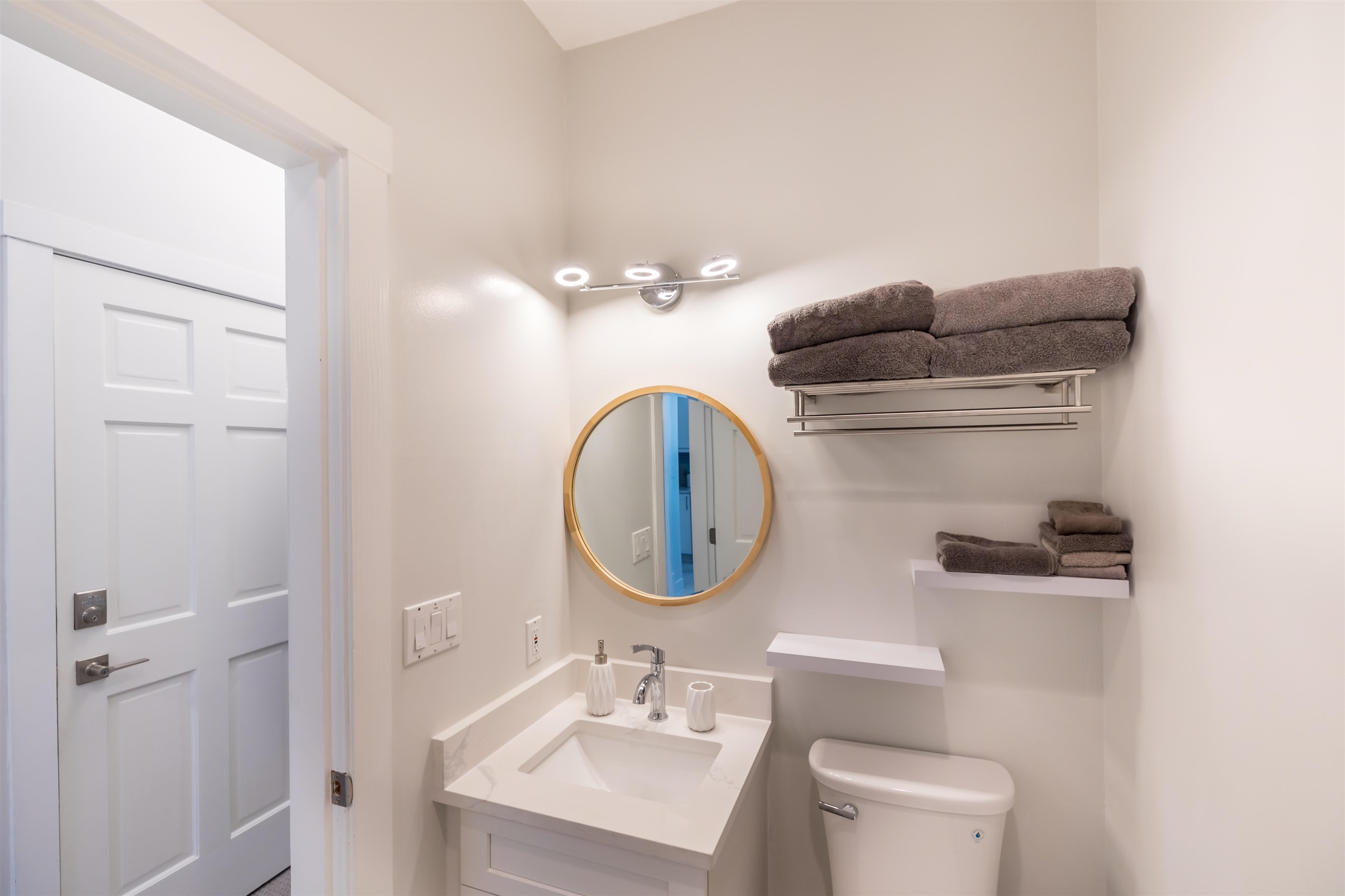 311 4405 BLACKCOMB WAY Unit: 311