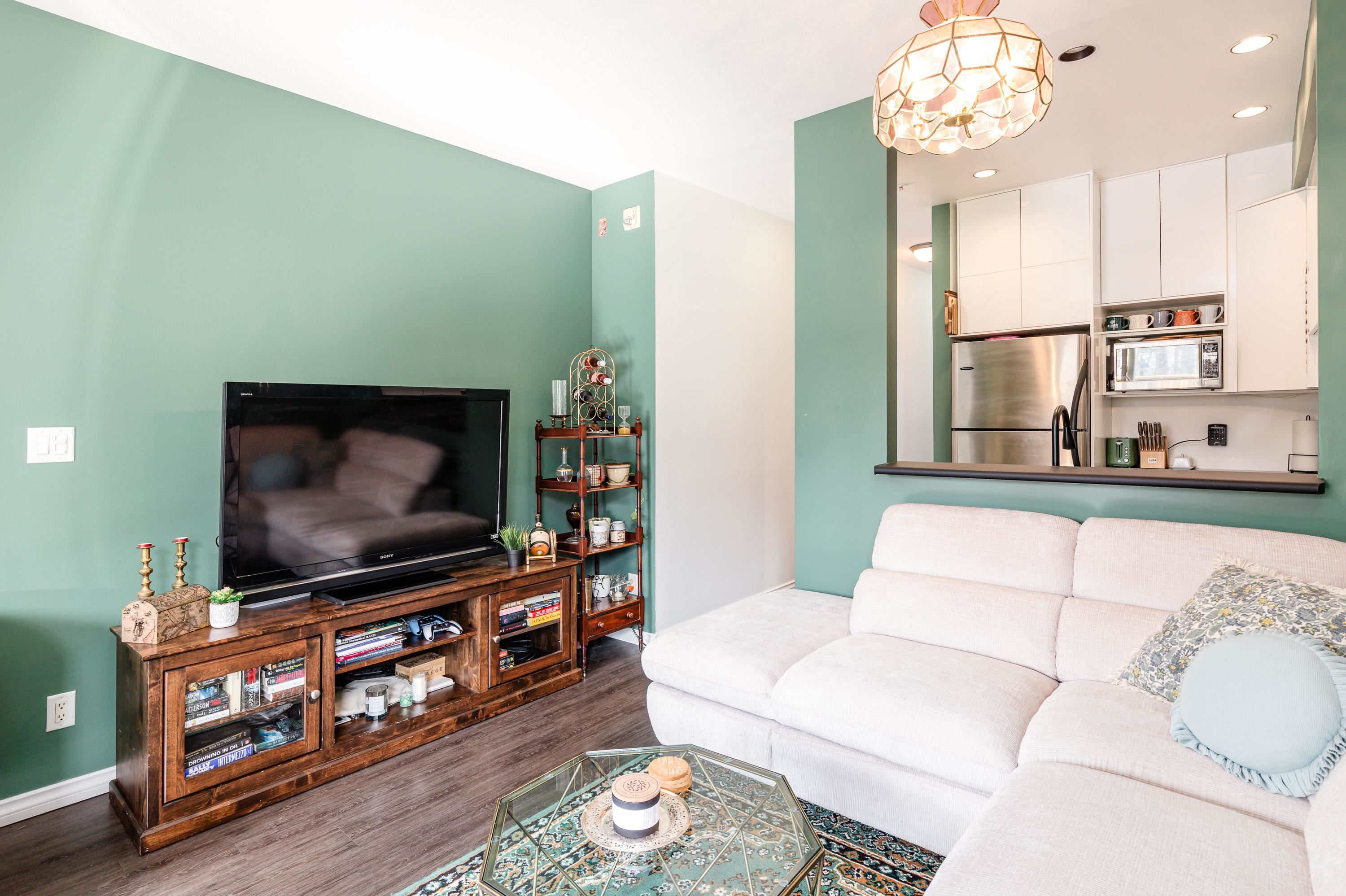 204 1436 PORTAGE ROAD Unit: 204