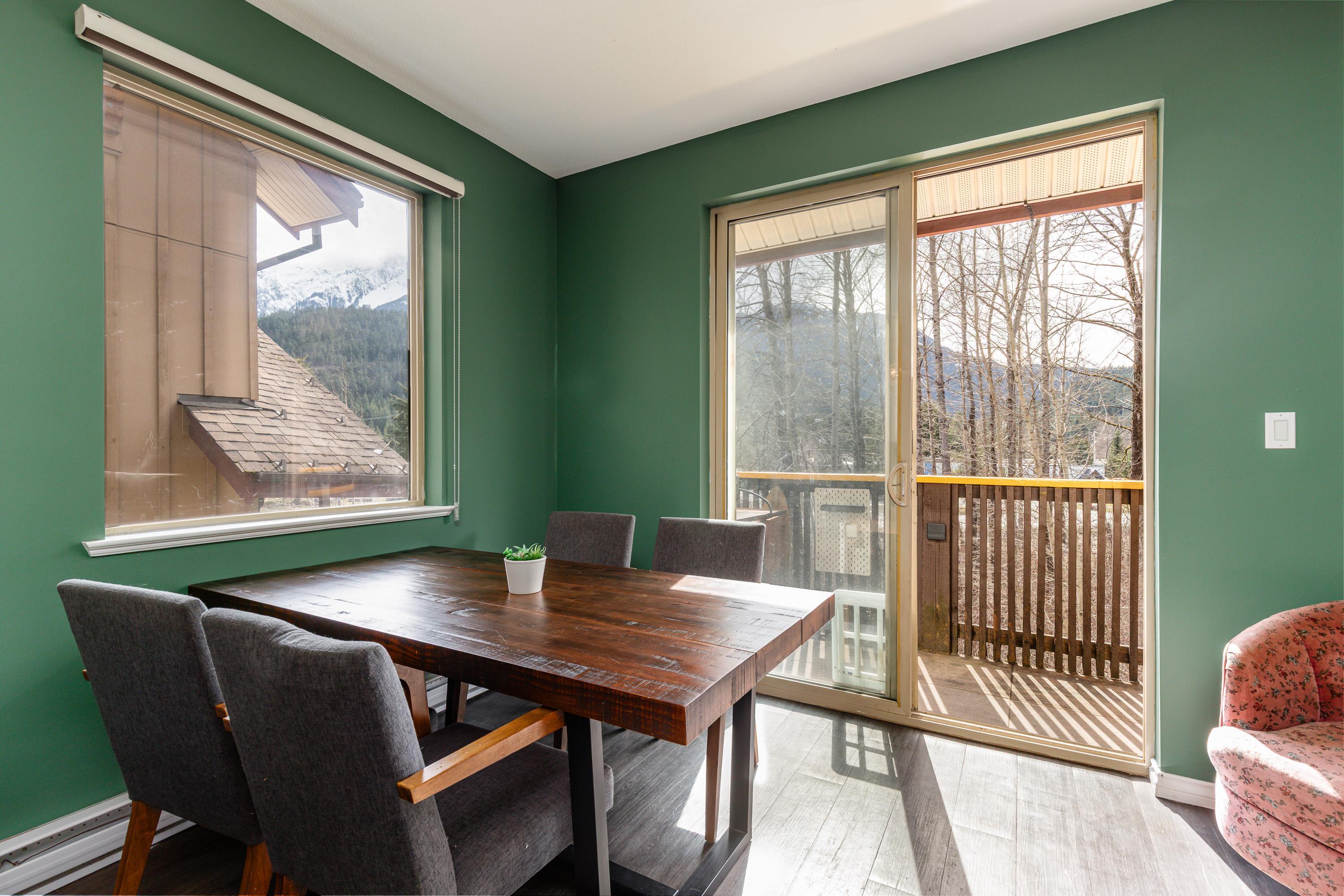 204 1436 PORTAGE ROAD Unit: 204