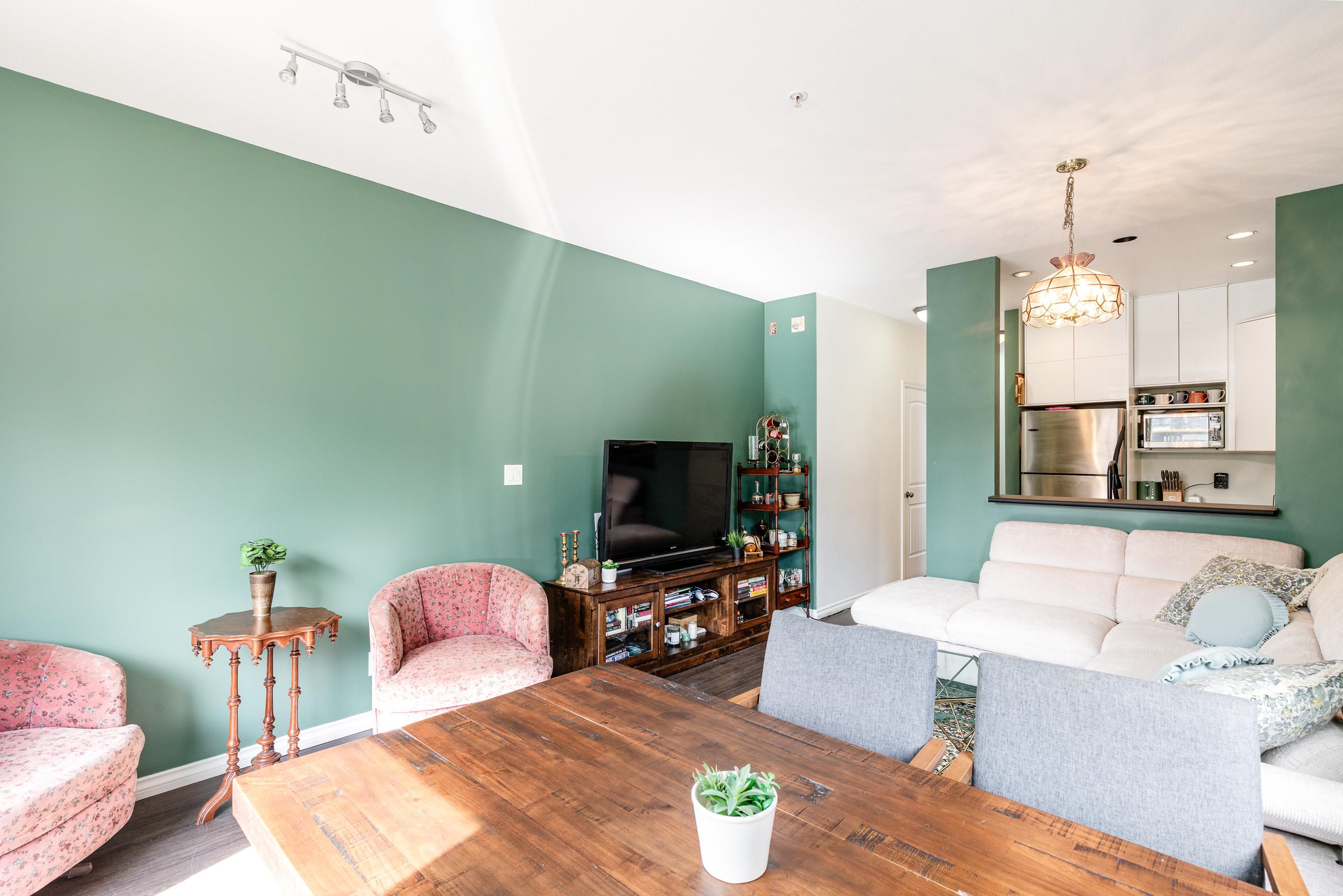 204 1436 PORTAGE ROAD Unit: 204