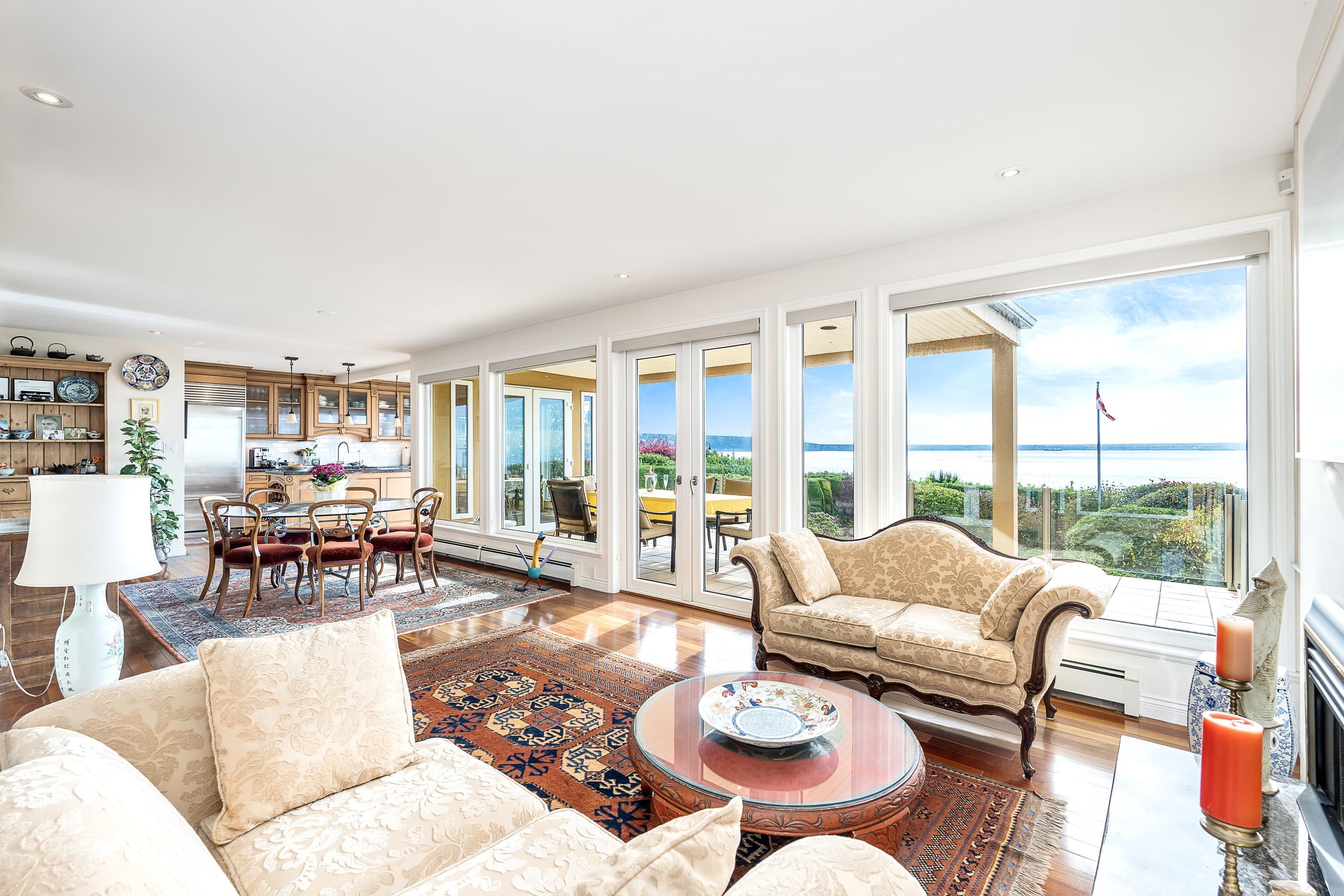 2328 BELLEVUE AVENUE