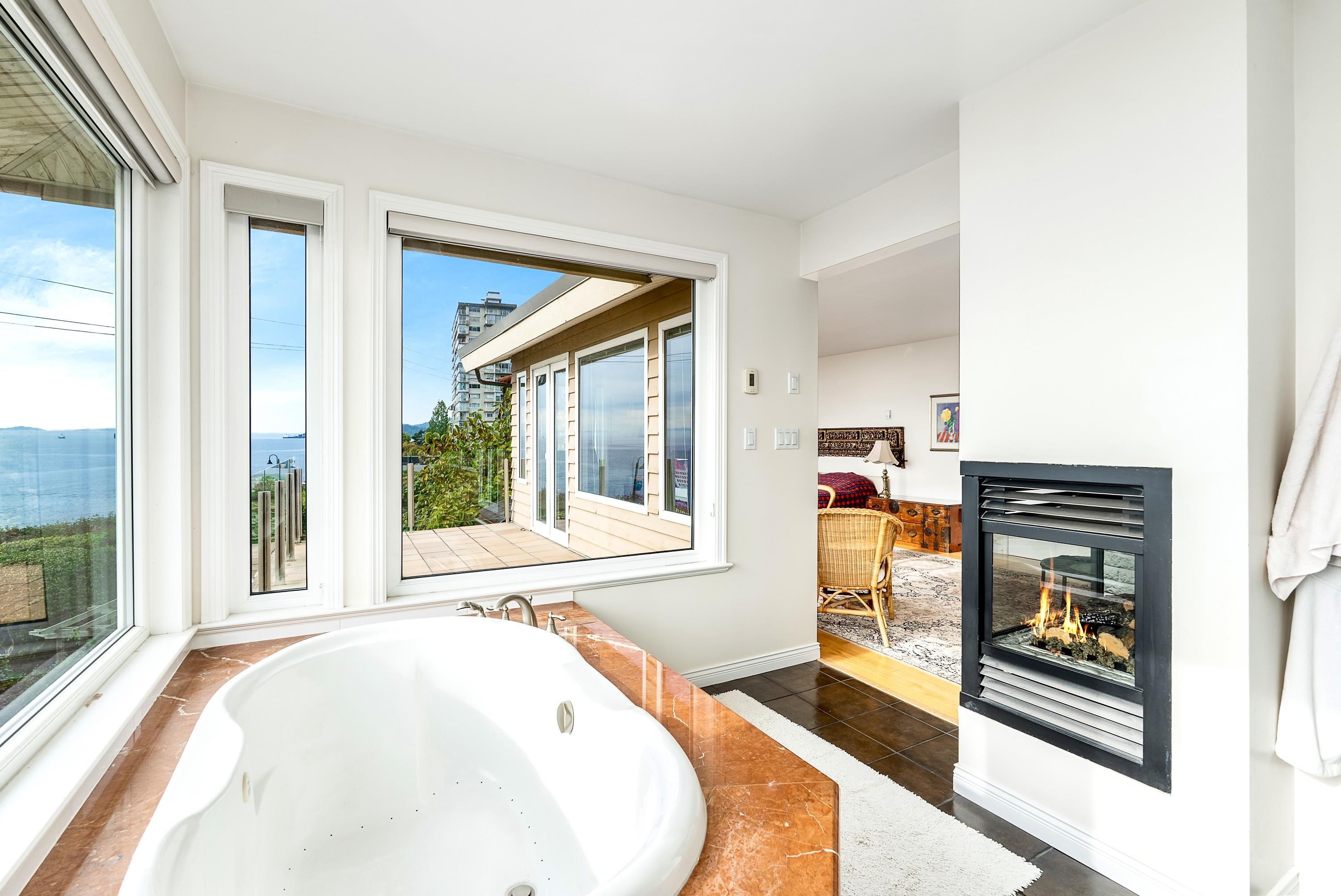 2328 BELLEVUE AVENUE