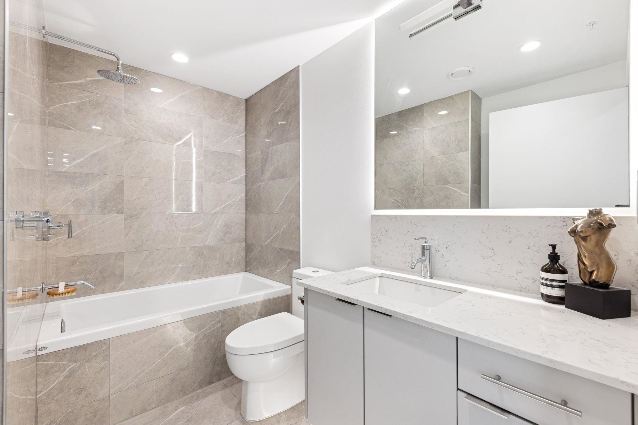 408 7638 CAMBIE STREET Unit: 408