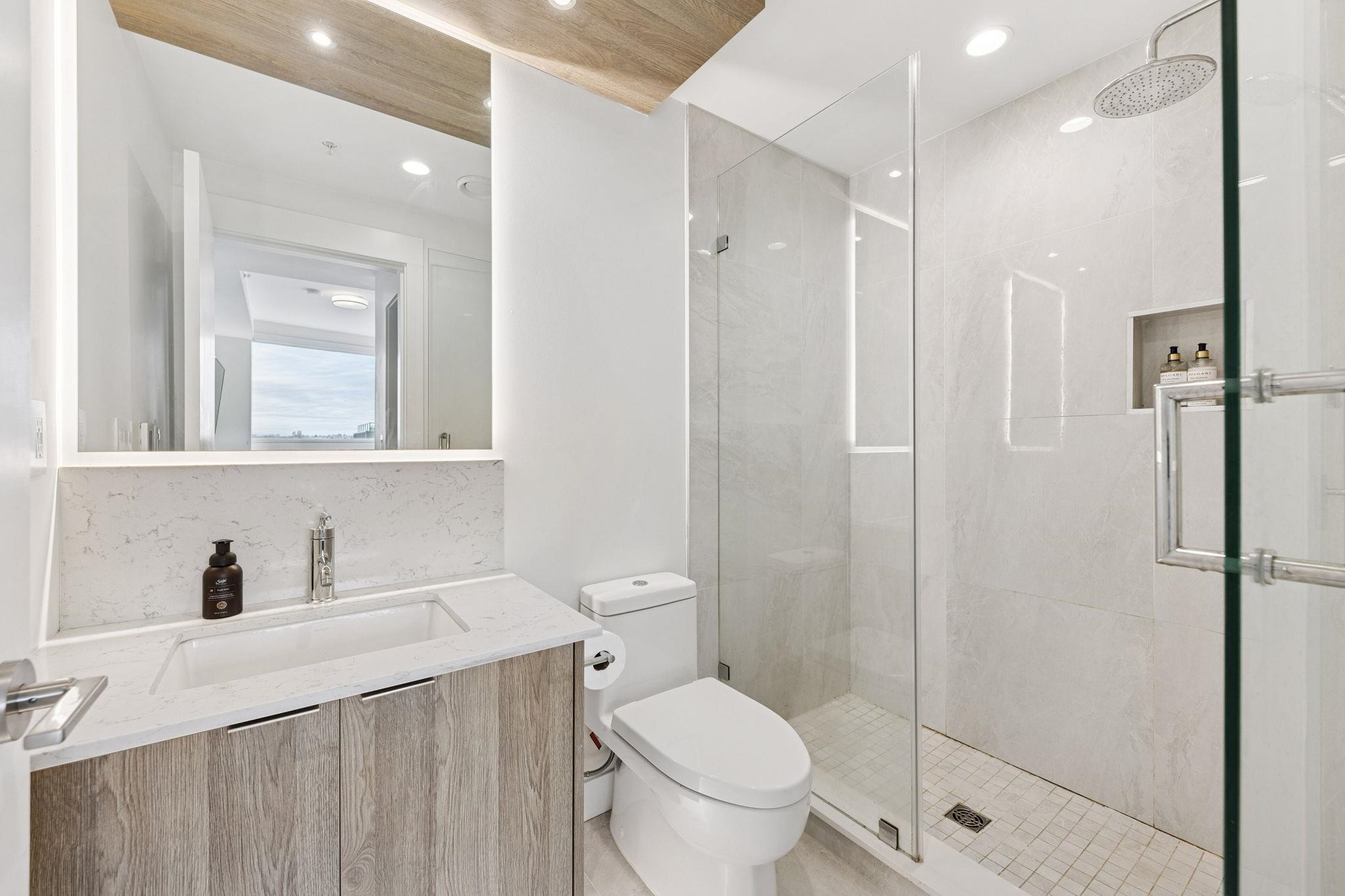 408 7638 CAMBIE STREET Unit: 408