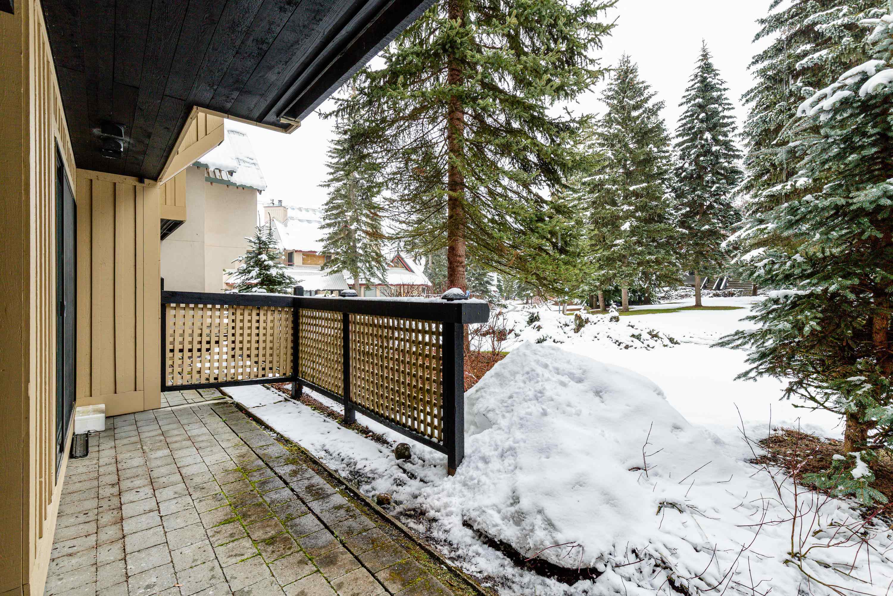18 4725 SPEARHEAD DRIVE Unit: 18