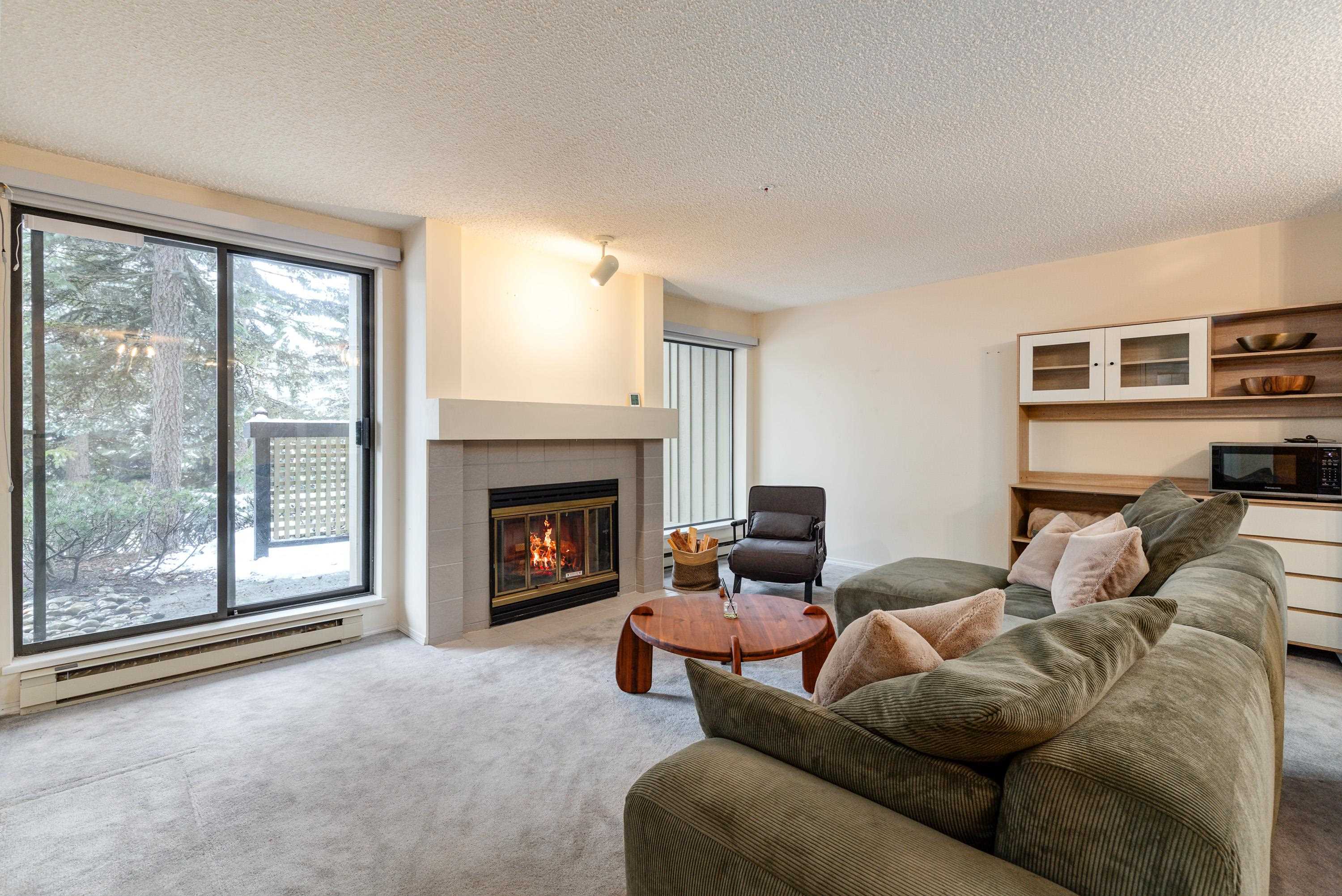 18 4725 SPEARHEAD DRIVE Unit: 18