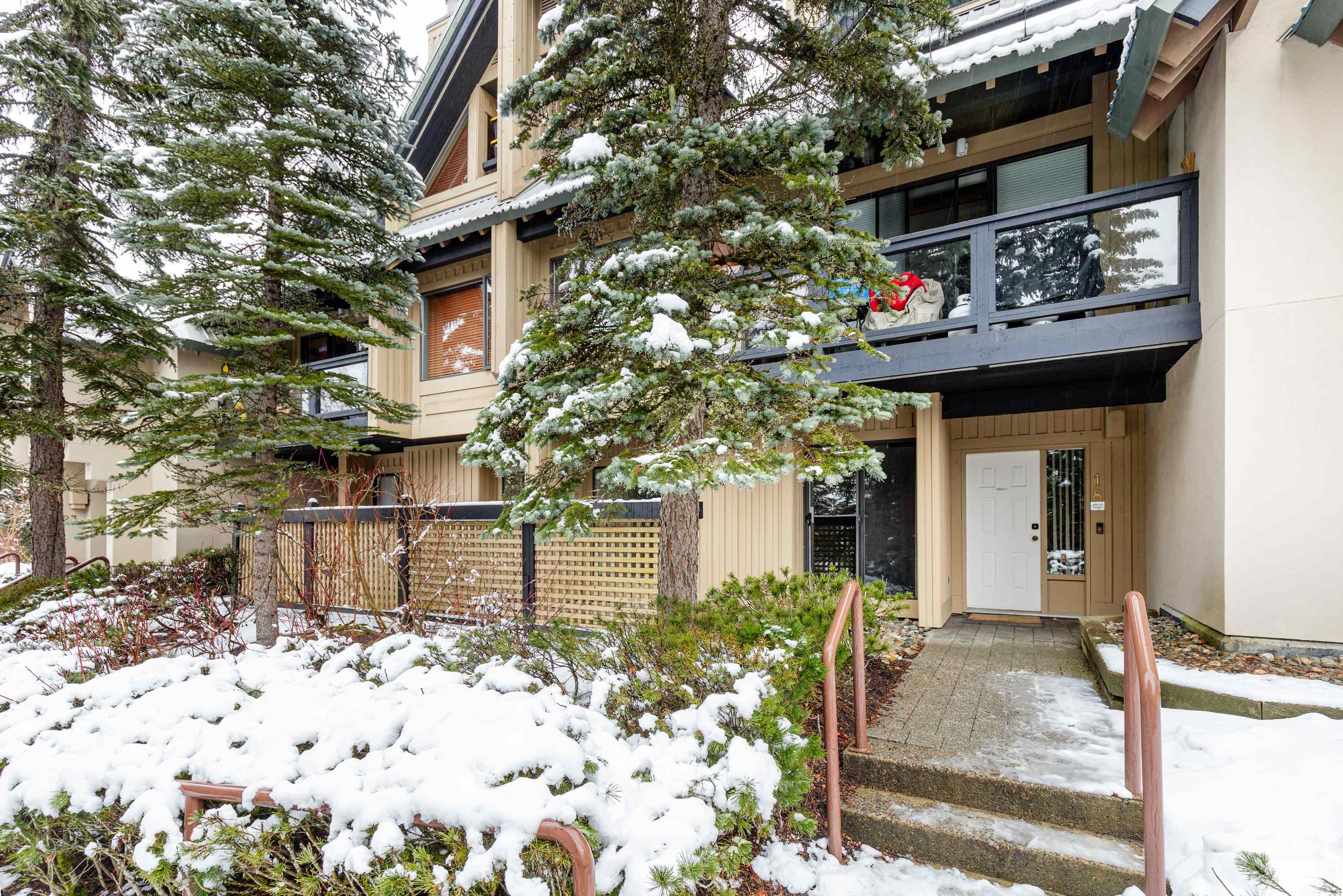 18 4725 SPEARHEAD DRIVE Unit: 18