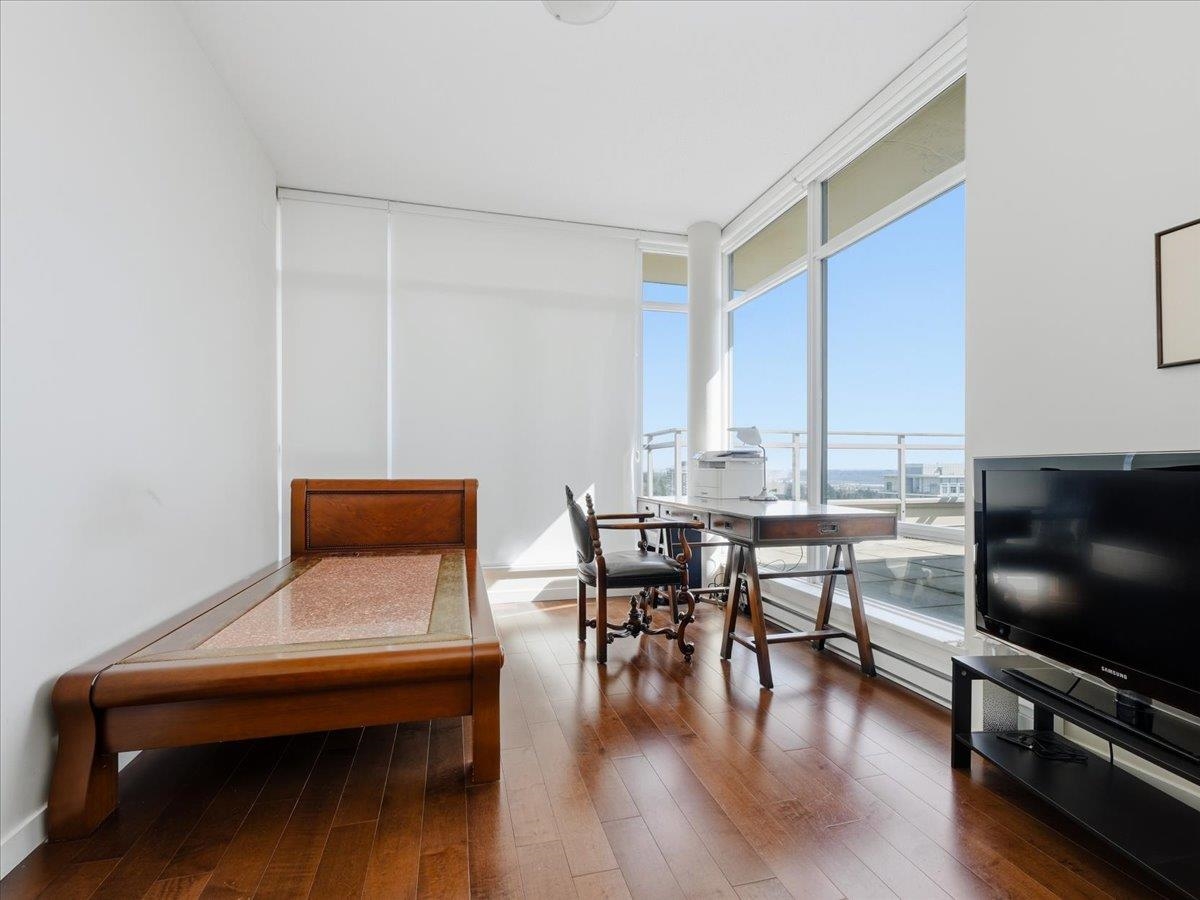 3703 9888 CAMERON STREET Unit: 3703