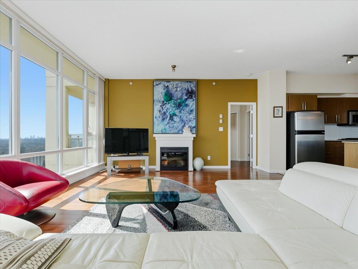 3703 9888 CAMERON STREET Unit: 3703
