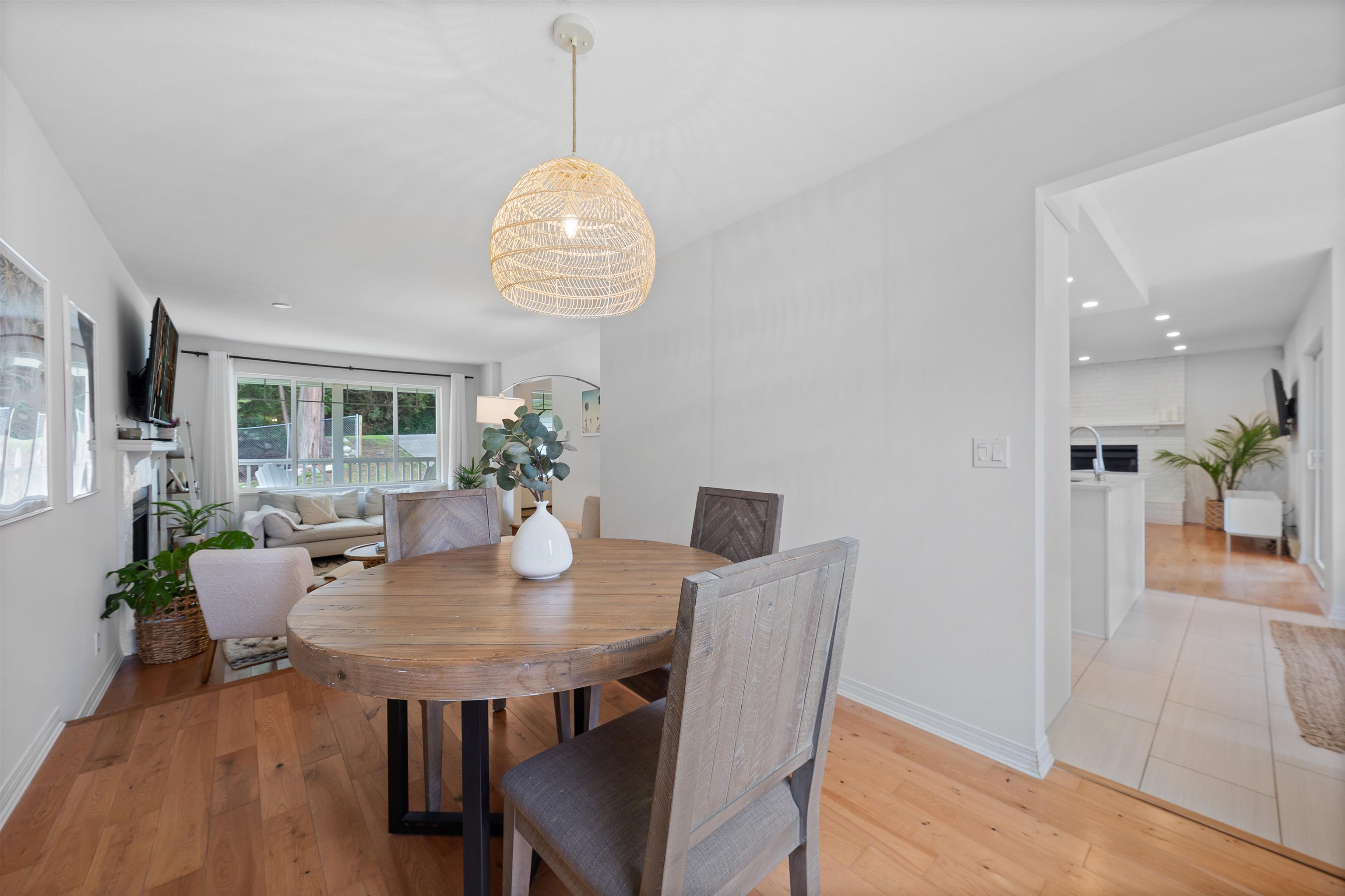 5636 MARINE DRIVE